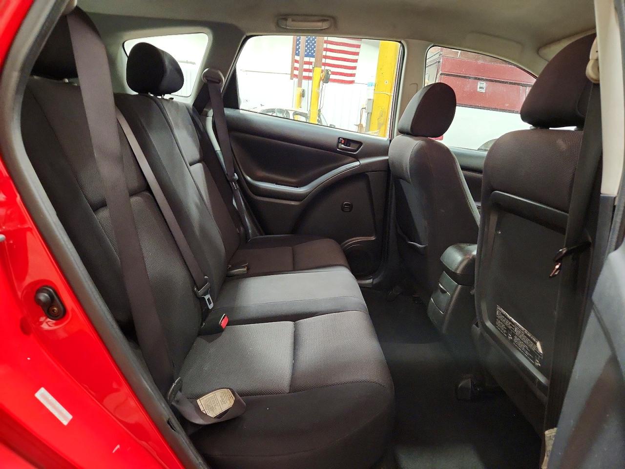 2004 Pontiac Vibe Red vin: 5Y2SL62844Z453142