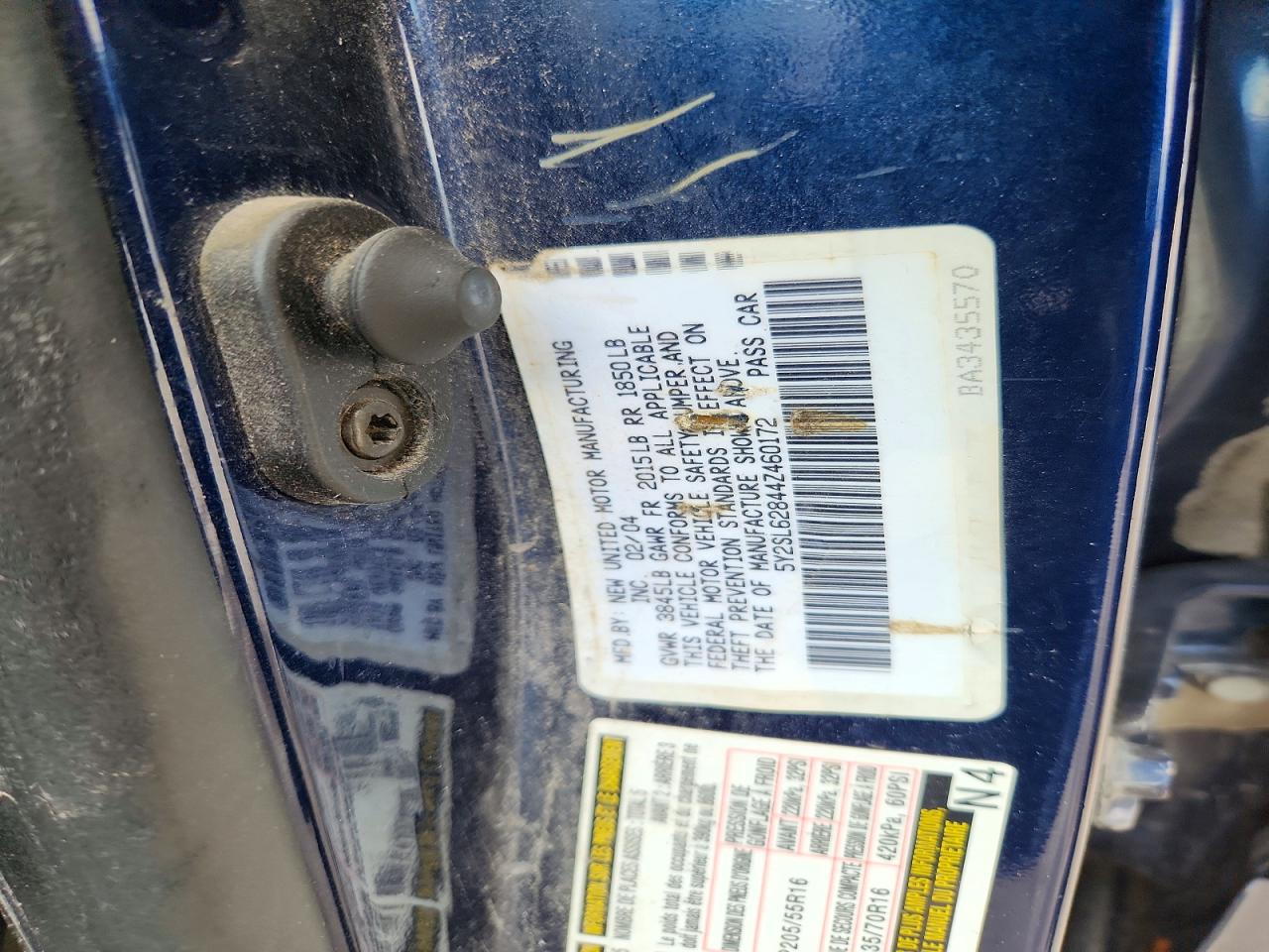 2004 Pontiac Vibe Blue vin: 5Y2SL62844Z460172