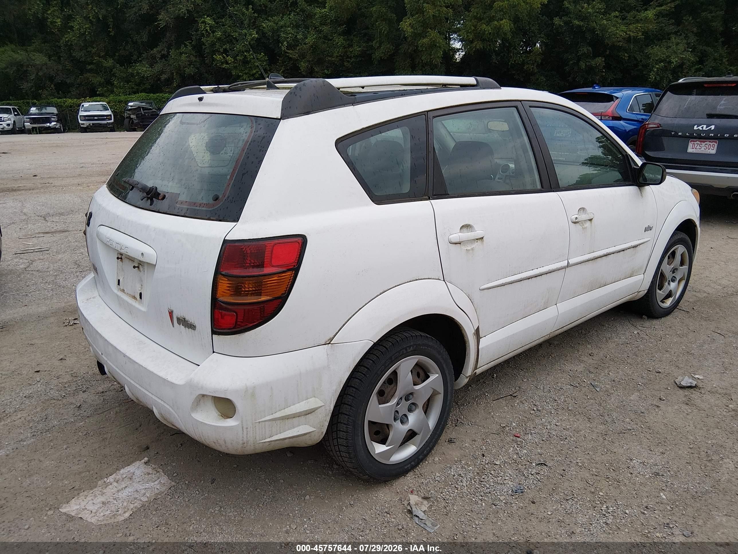 2003 Pontiac Vibe   White vin: 5Y2SL62853Z428118