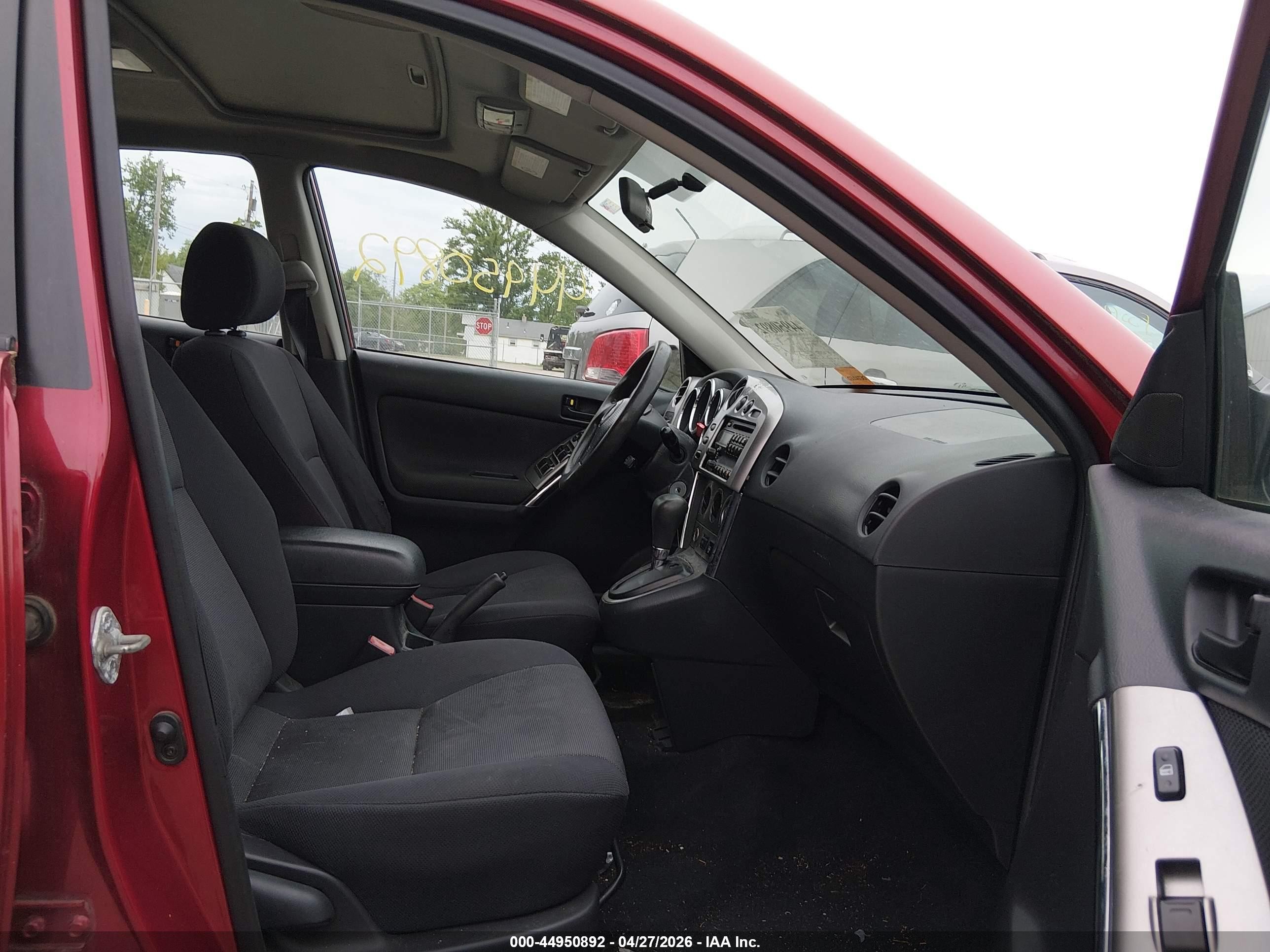 2003 Pontiac Vibe   Red vin: 5Y2SL62853Z445985