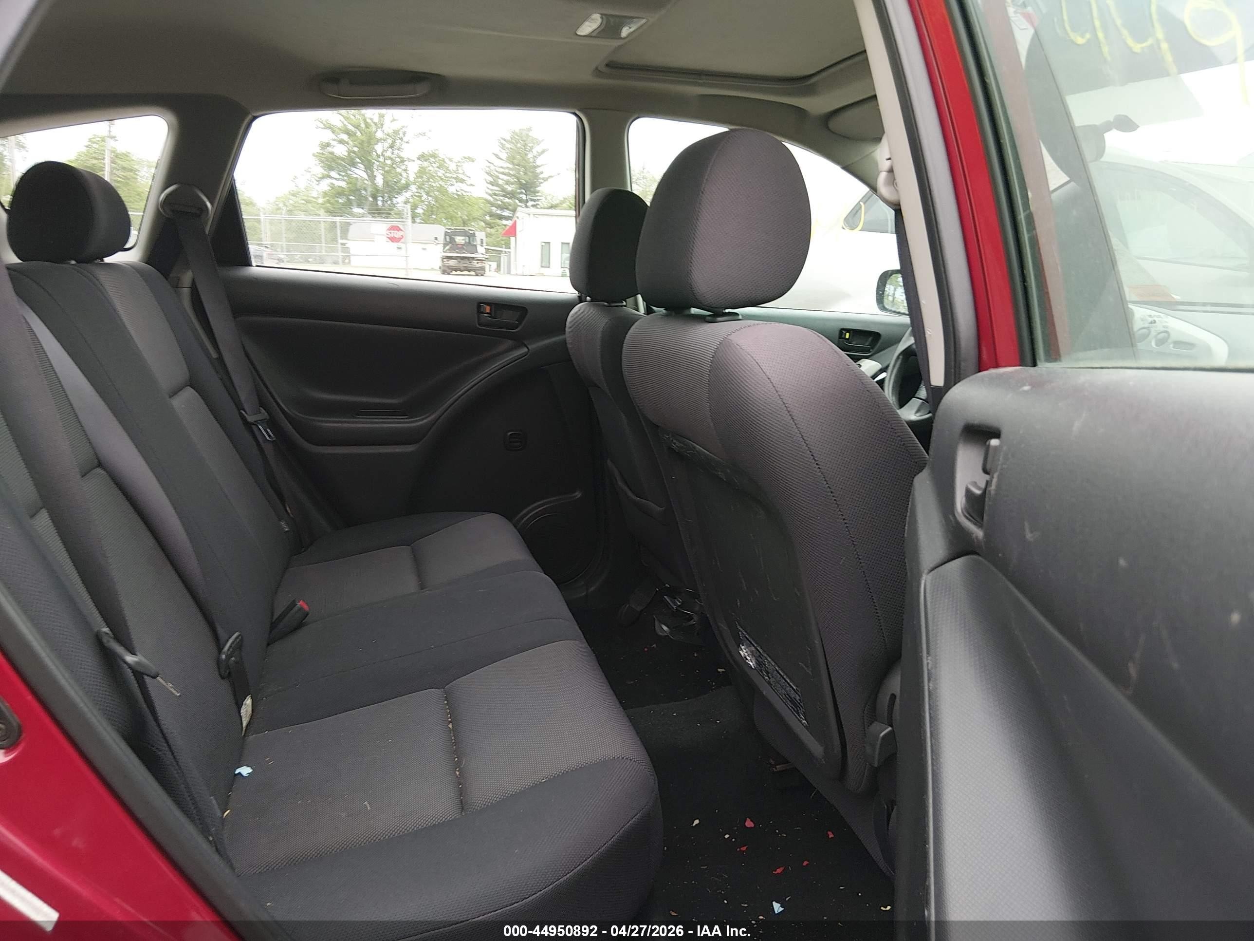 2003 Pontiac Vibe   Red vin: 5Y2SL62853Z445985