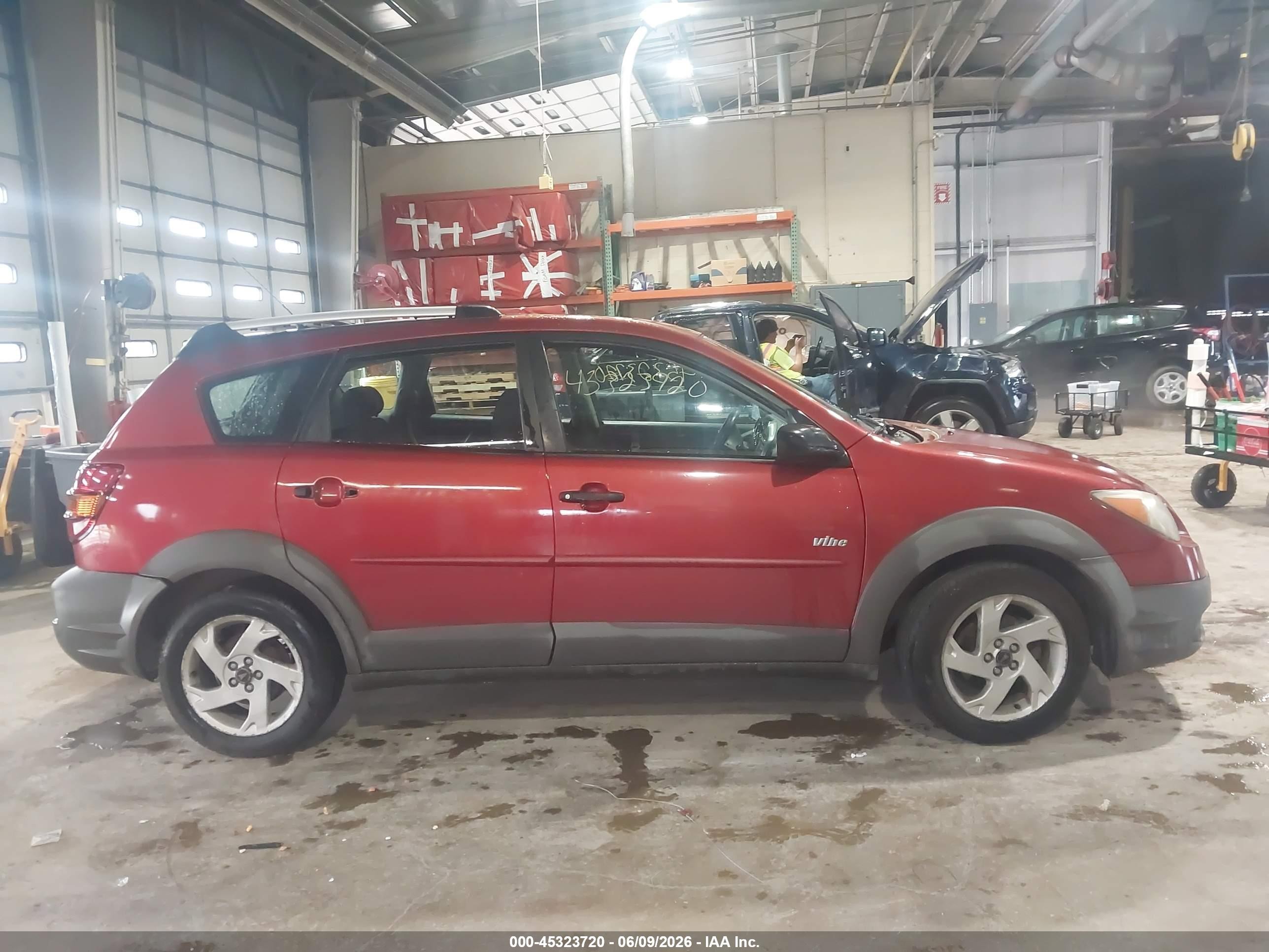 2003 Pontiac Vibe Orange vin: 5Y2SL62853Z467209