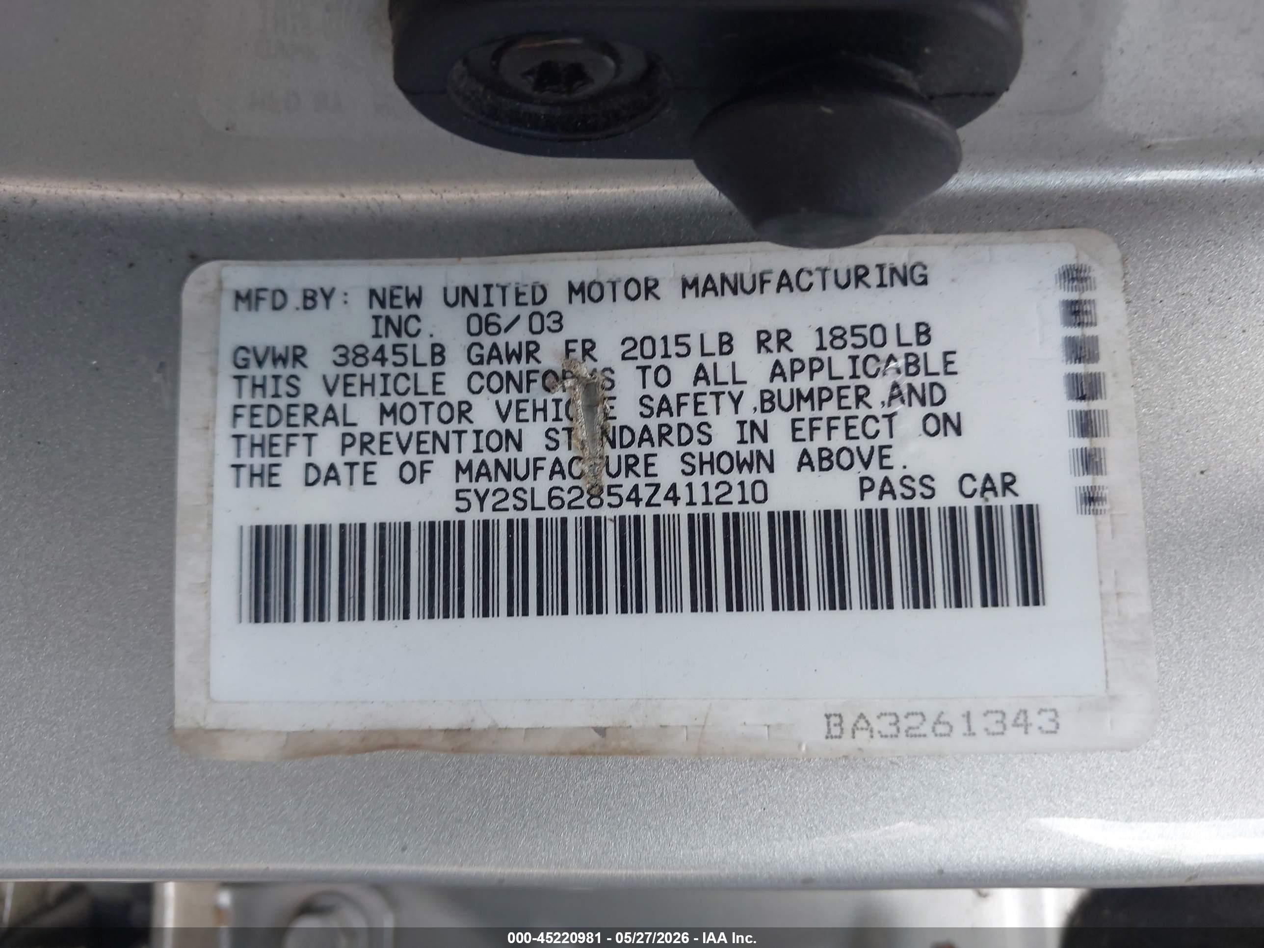 2004 Pontiac Vibe   Silver vin: 5Y2SL62854Z411210