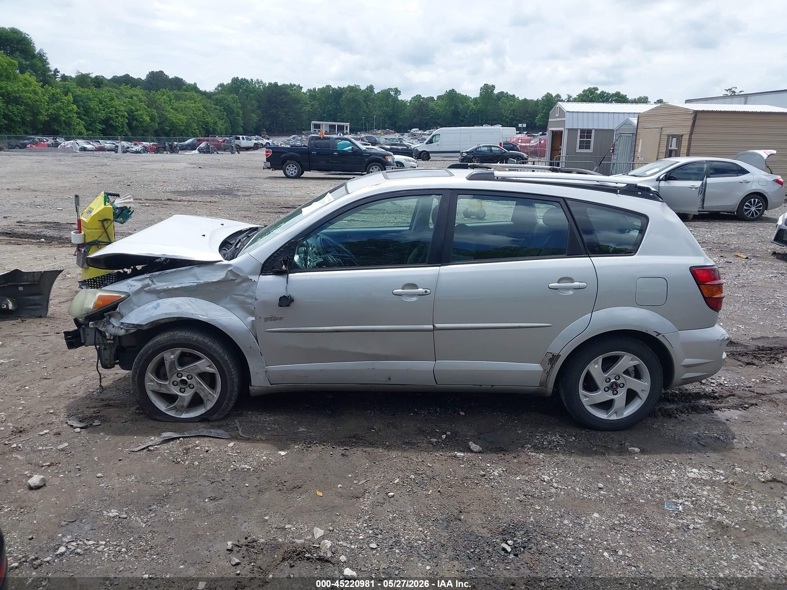 2004 Pontiac Vibe   Silver vin: 5Y2SL62854Z411210
