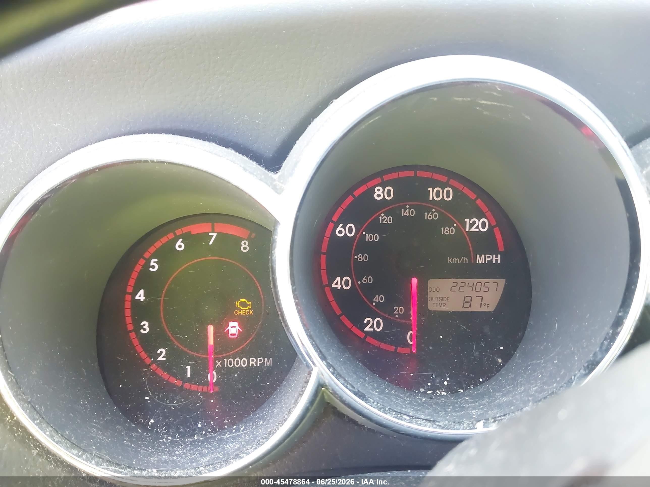 2004 Pontiac Vibe   Red vin: 5Y2SL62854Z462965