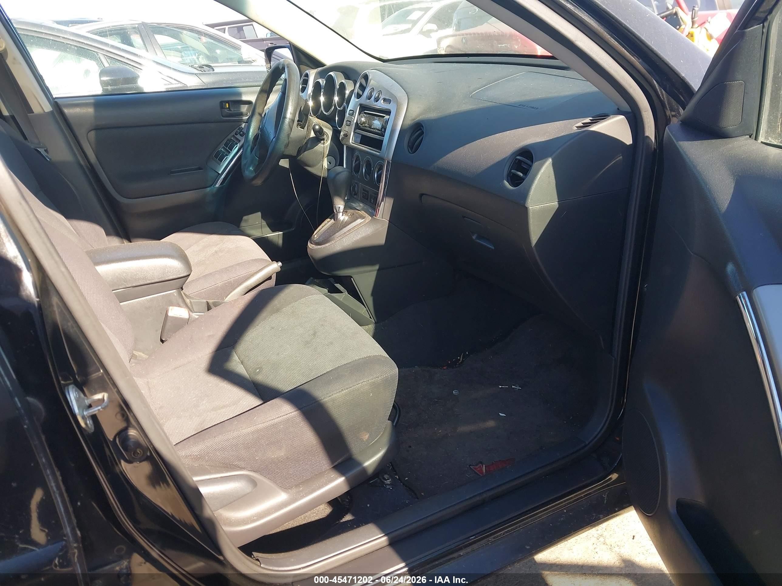 2004 Pontiac Vibe   Black vin: 5Y2SL62854Z469110