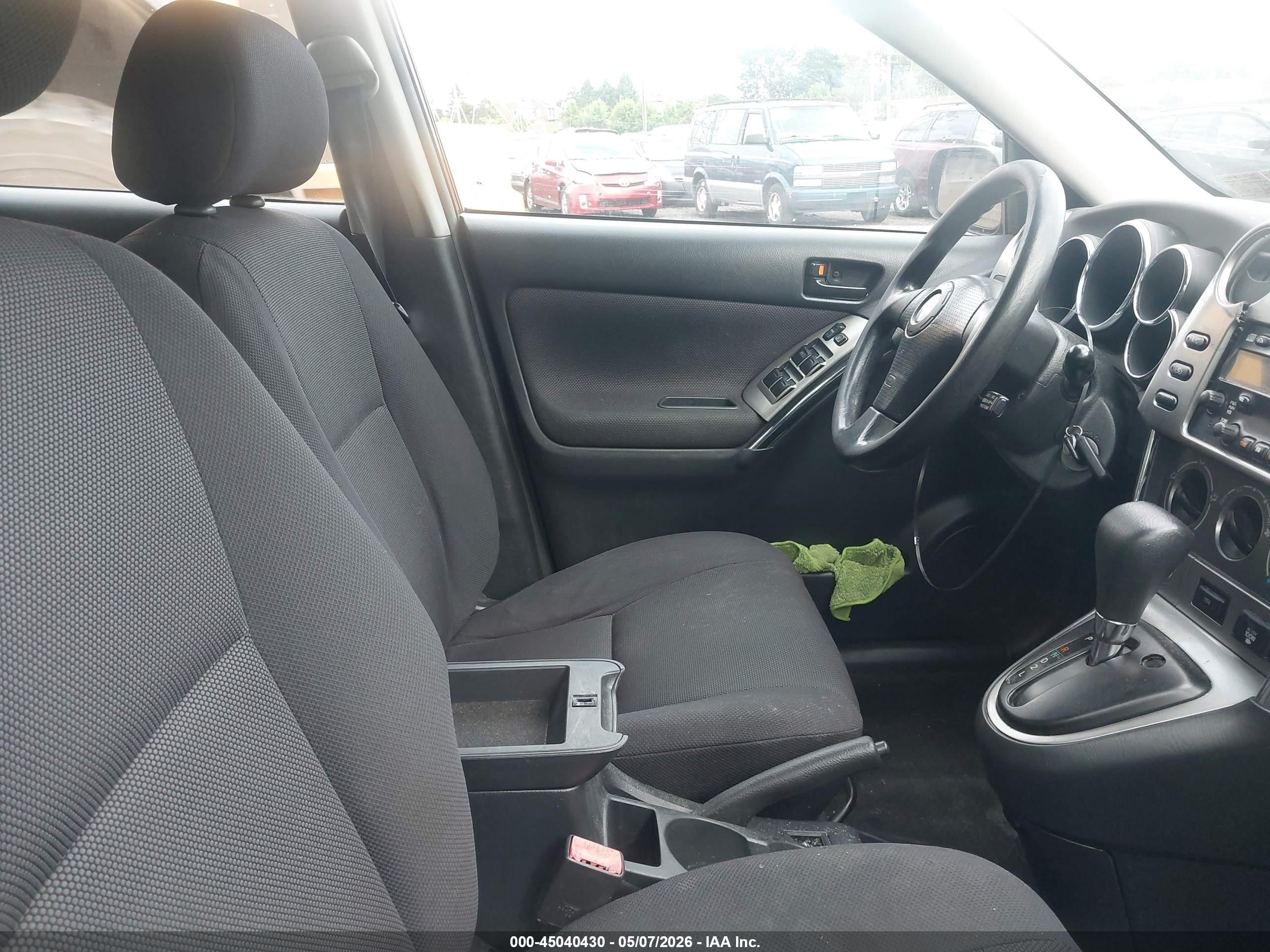 2003 Pontiac Vibe   Red vin: 5Y2SL62863Z423607