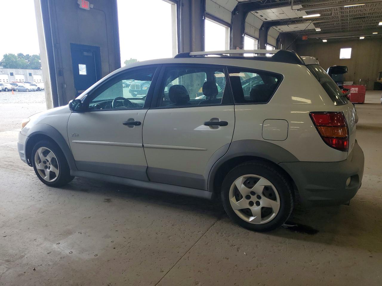 2004 Pontiac Vibe Silver vin: 5Y2SL62864Z404718