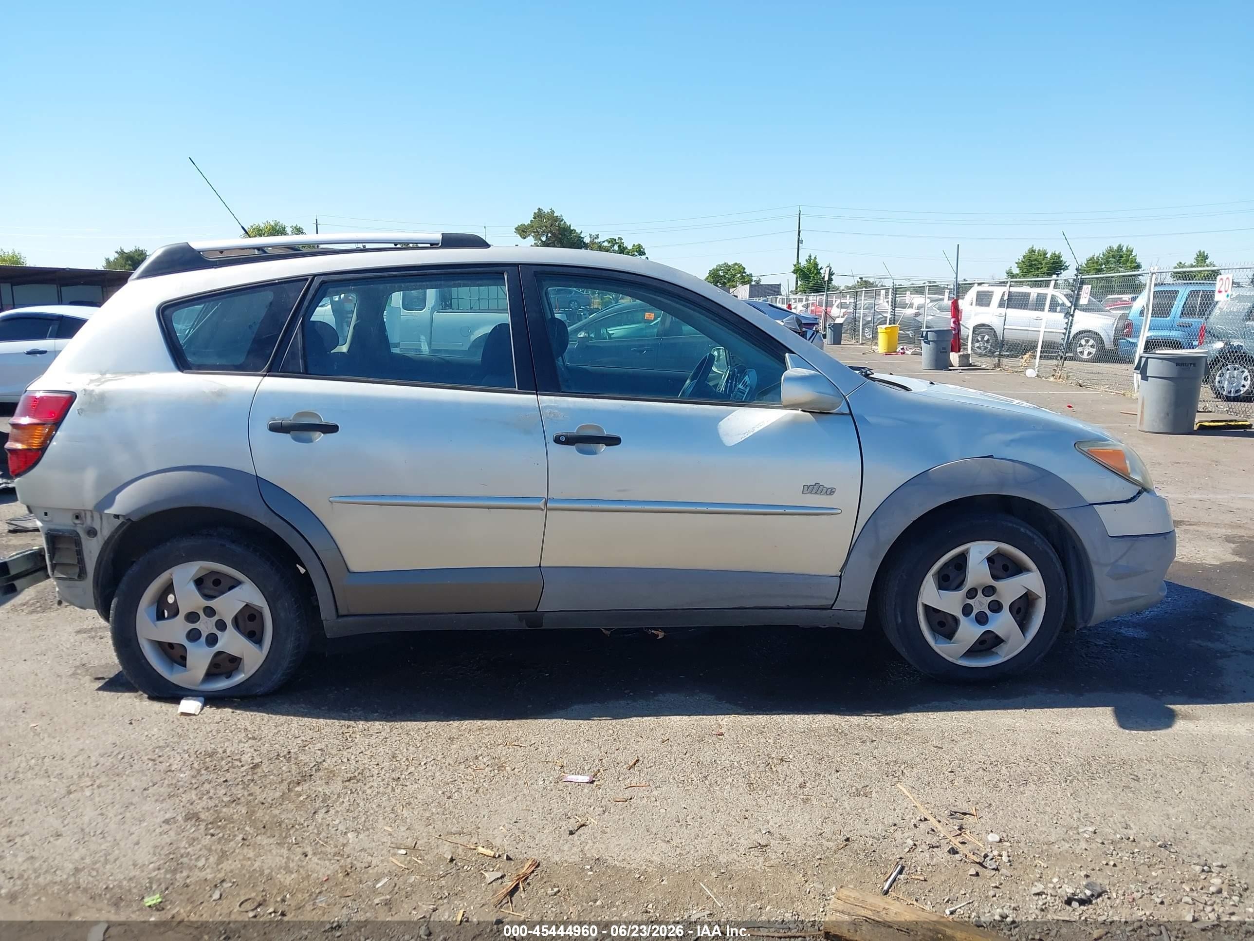2003 Pontiac Vibe   Silver vin: 5Y2SL62873Z438052
