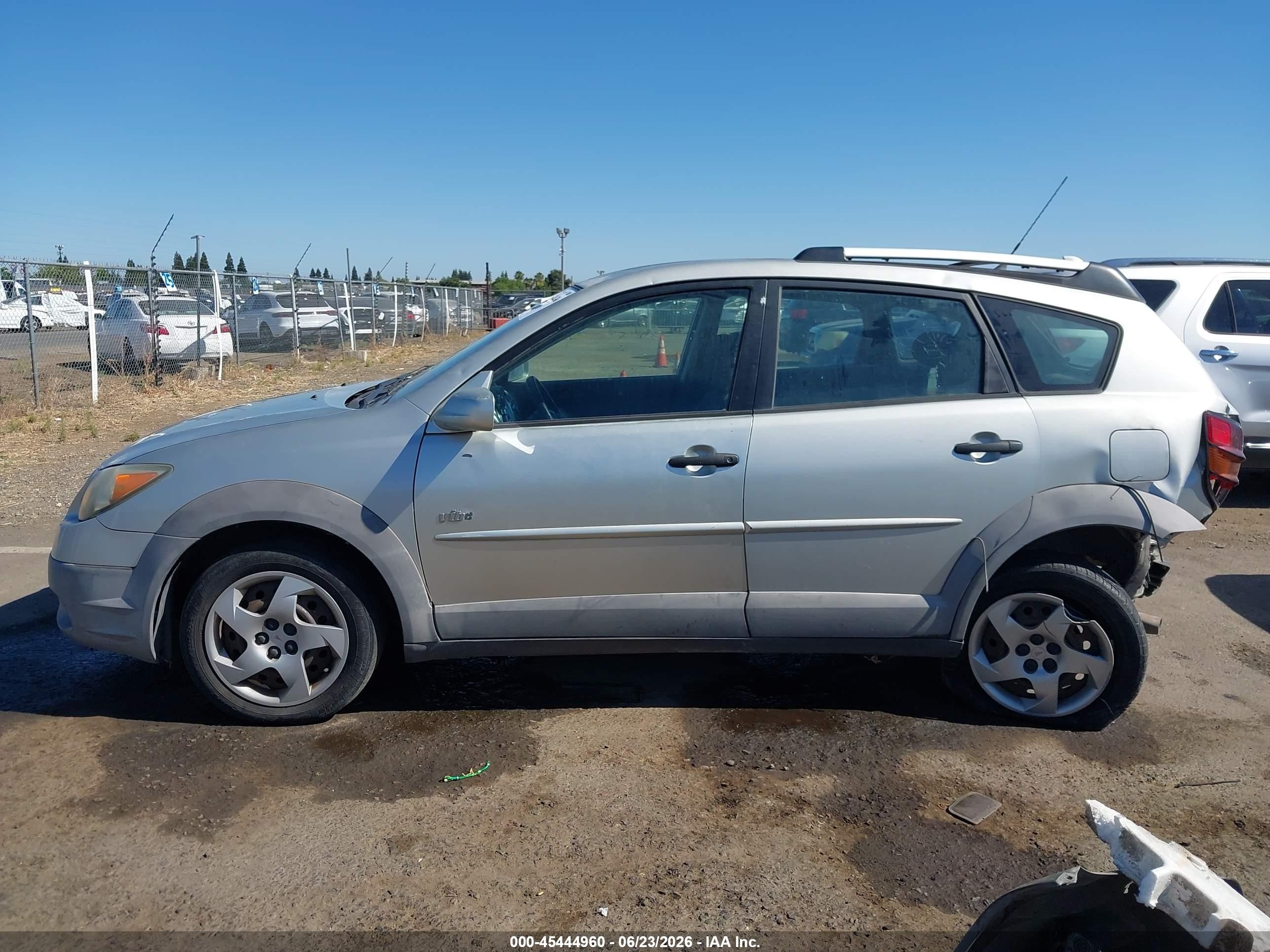 2003 Pontiac Vibe   Silver vin: 5Y2SL62873Z438052