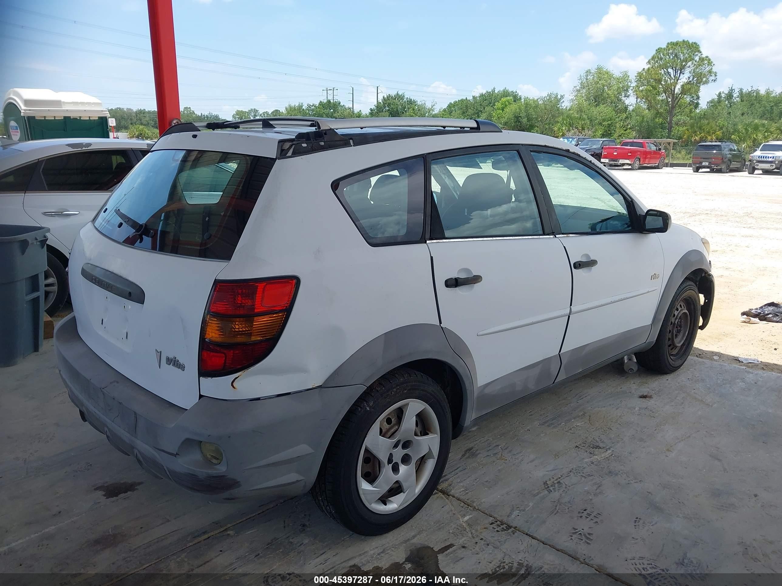 2003 Pontiac Vibe   White vin: 5Y2SL62883Z467589