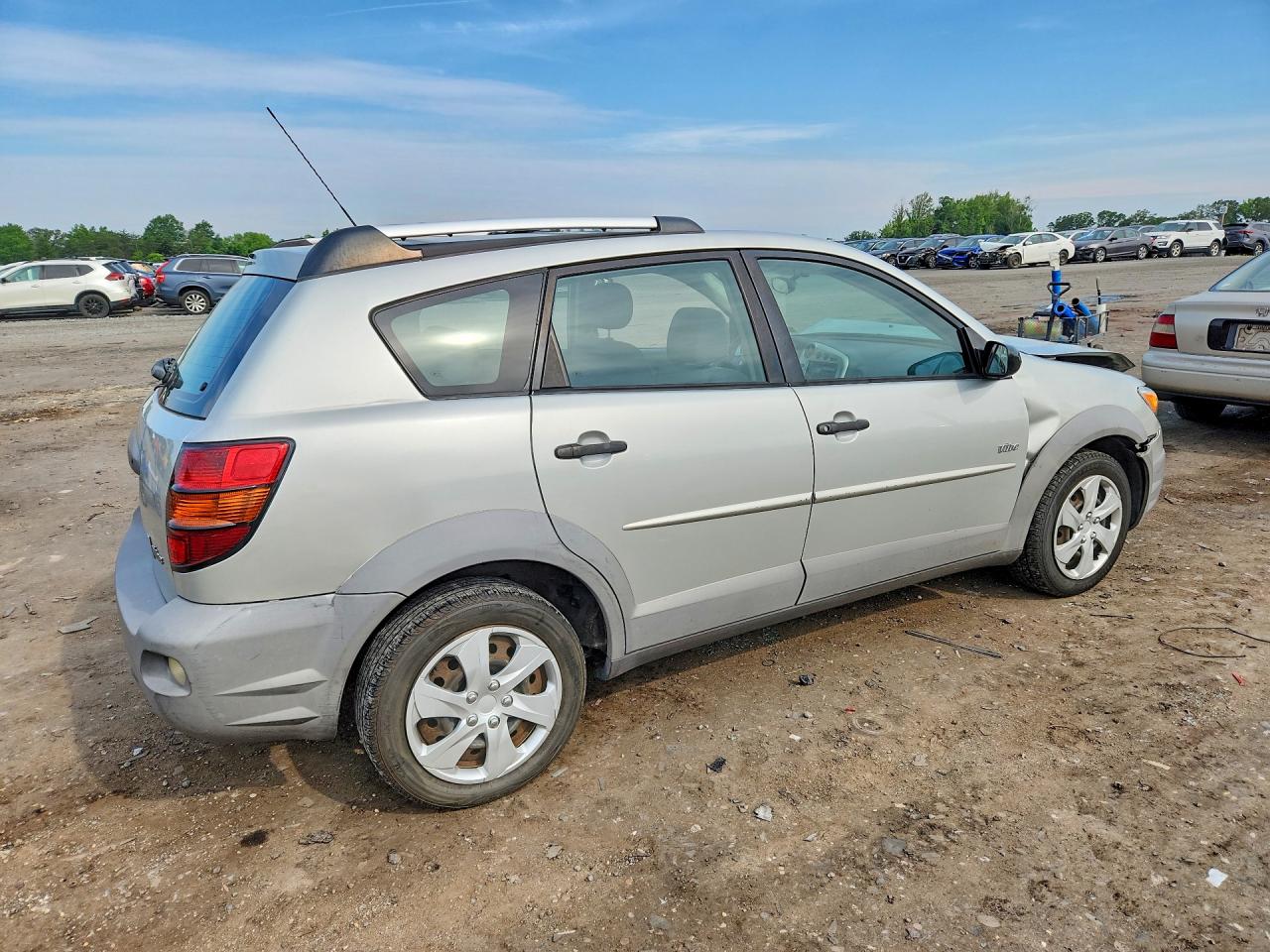 2003 Pontiac Vibe Silver vin: 5Y2SL62883Z478365