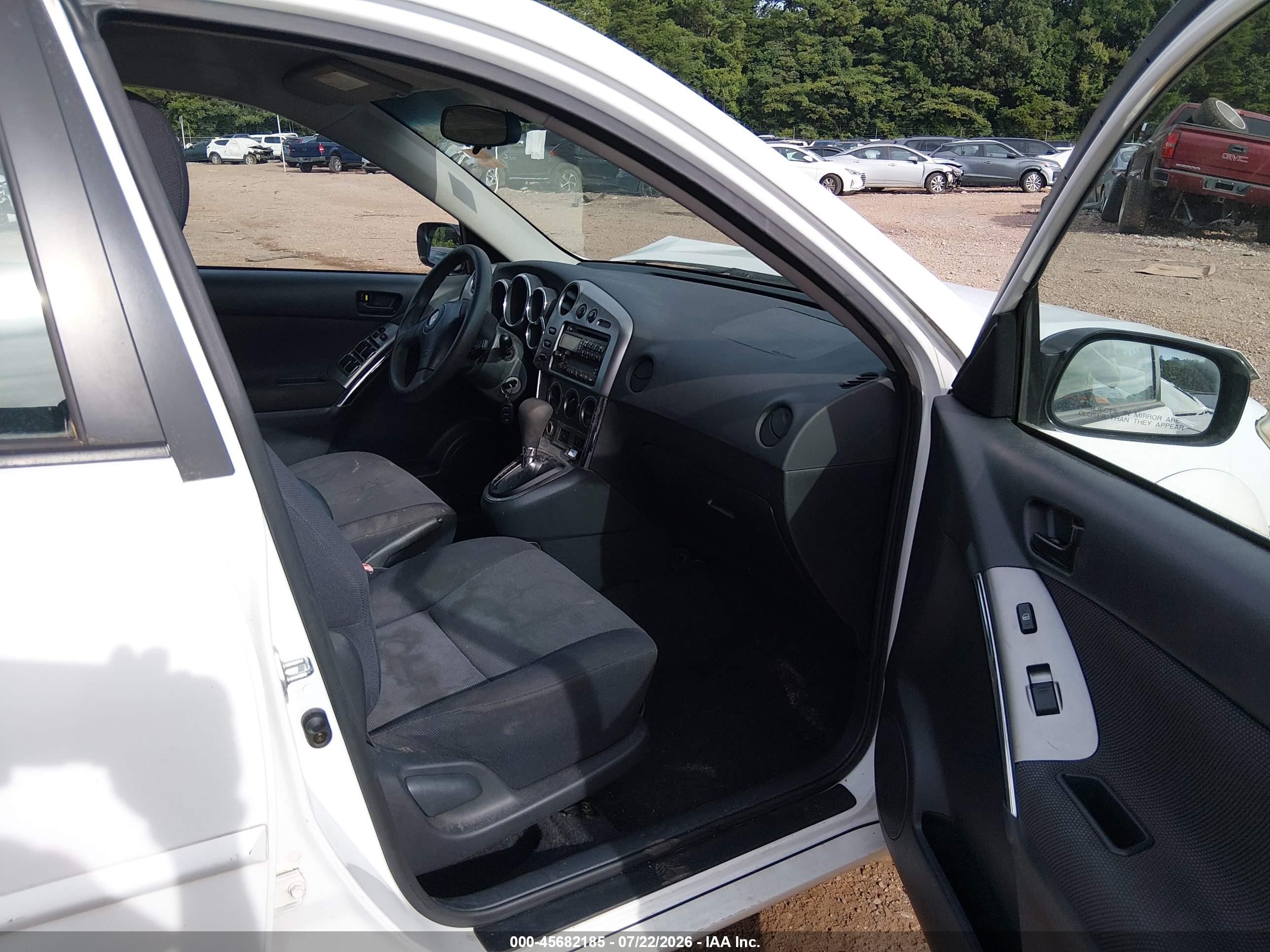 2003 Pontiac Vibe   White vin: 5Y2SL62893Z449750