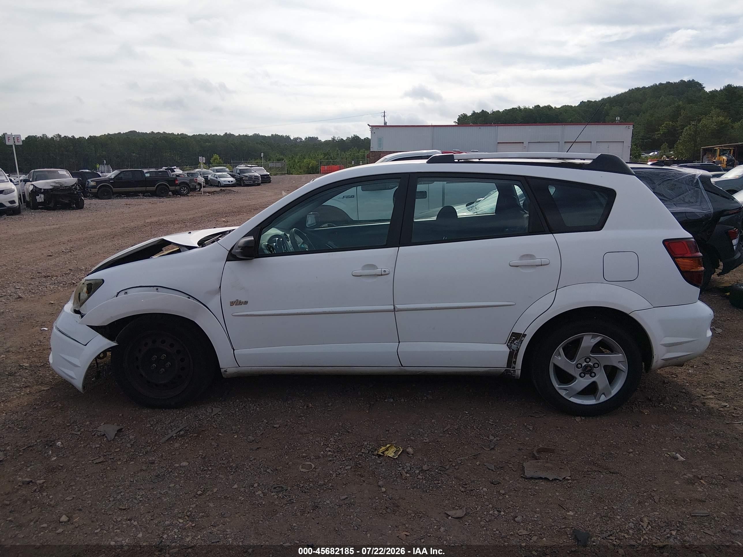 2003 Pontiac Vibe   White vin: 5Y2SL62893Z449750