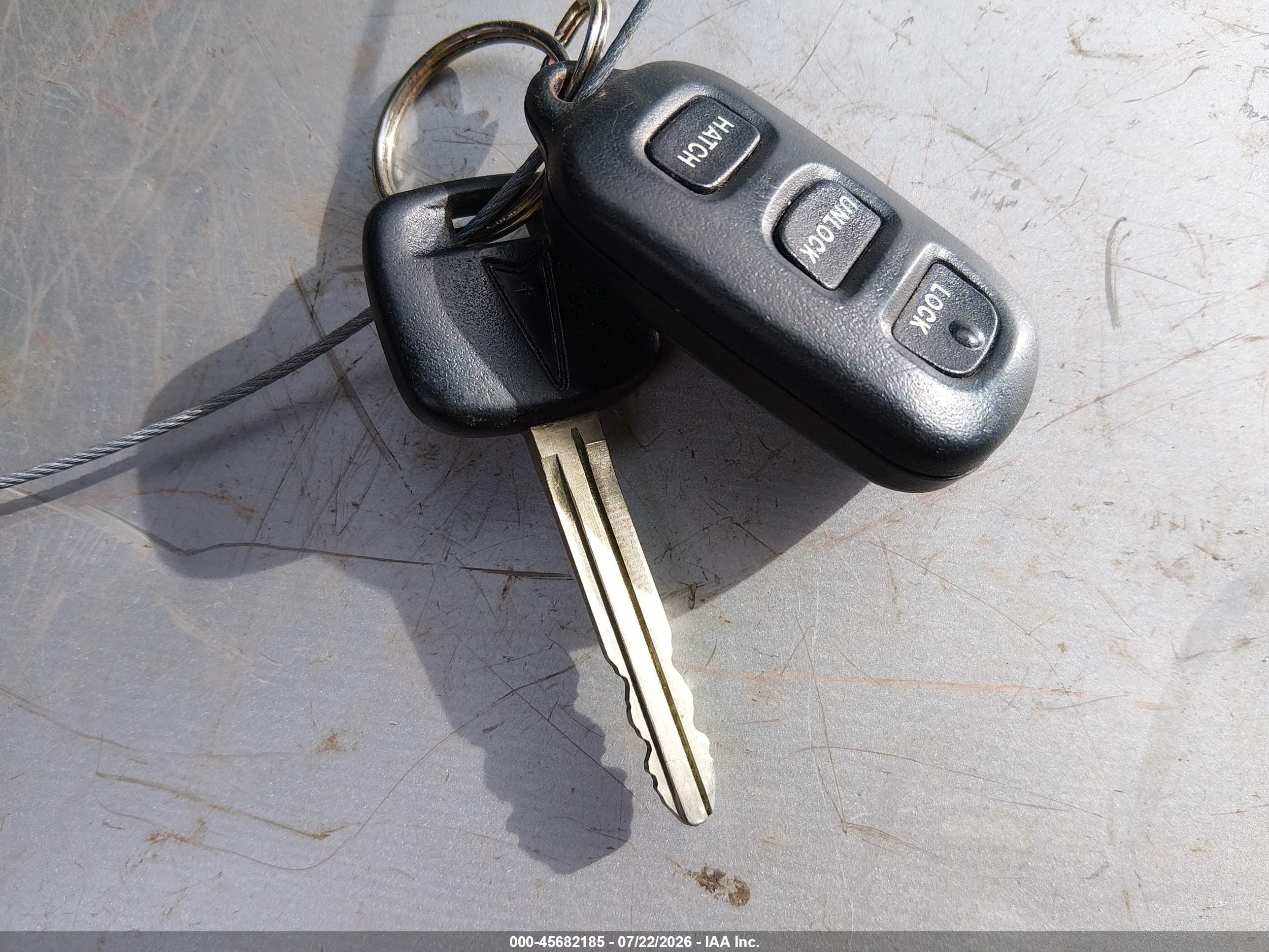 2003 Pontiac Vibe   White vin: 5Y2SL62893Z449750
