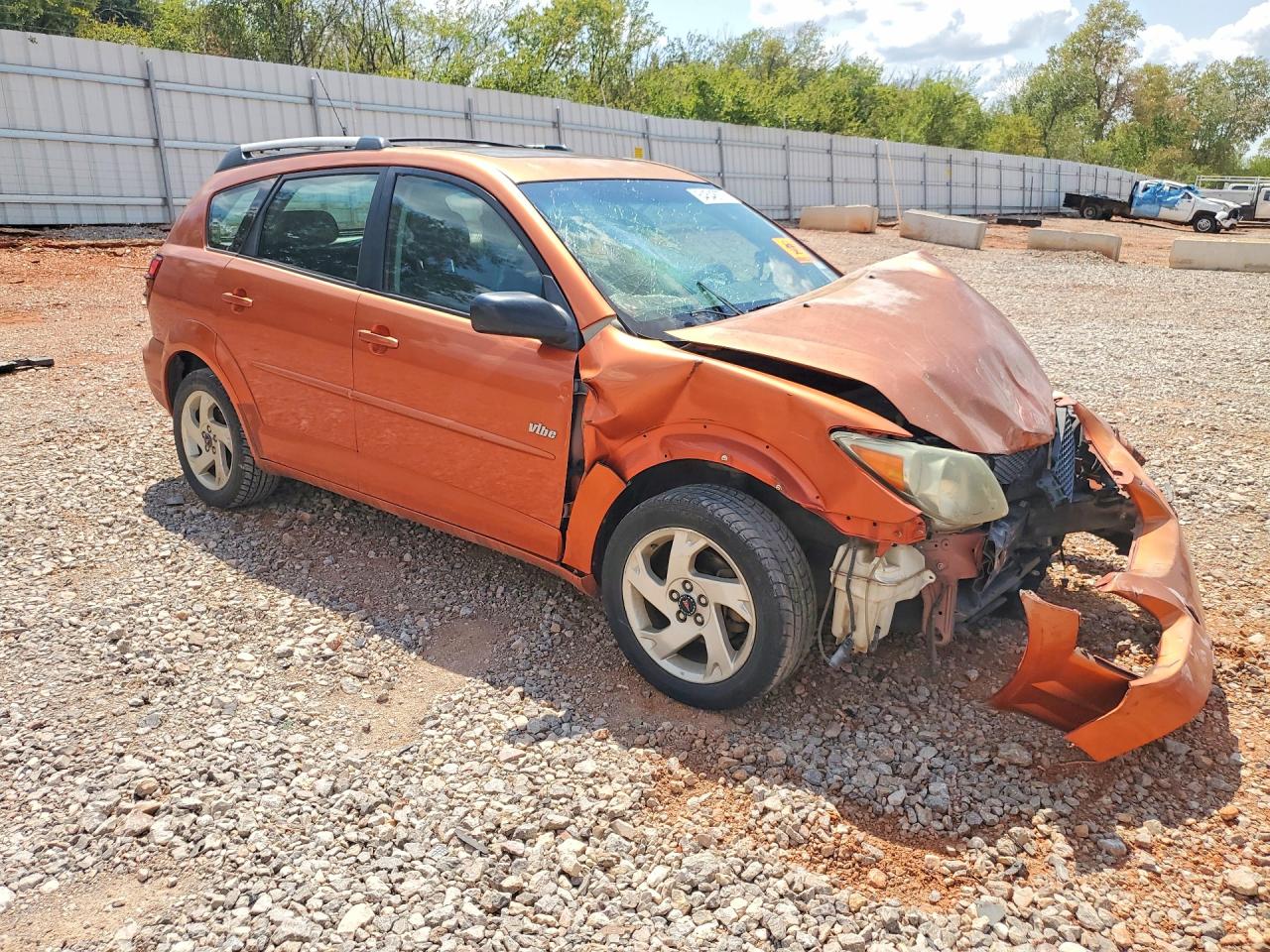 2004 Pontiac Vibe Orange vin: 5Y2SL62894Z418631