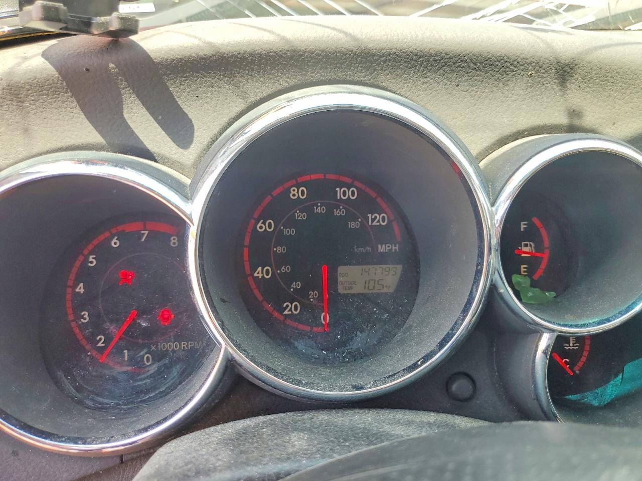 2004 Pontiac Vibe Orange vin: 5Y2SL62894Z418631
