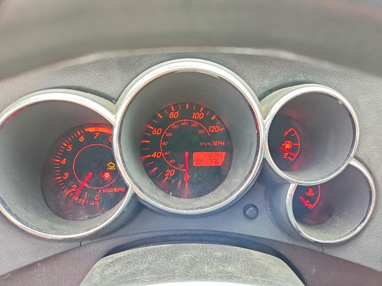 2003 Pontiac Vibe Silver vin: 5Y2SL628X3Z480800