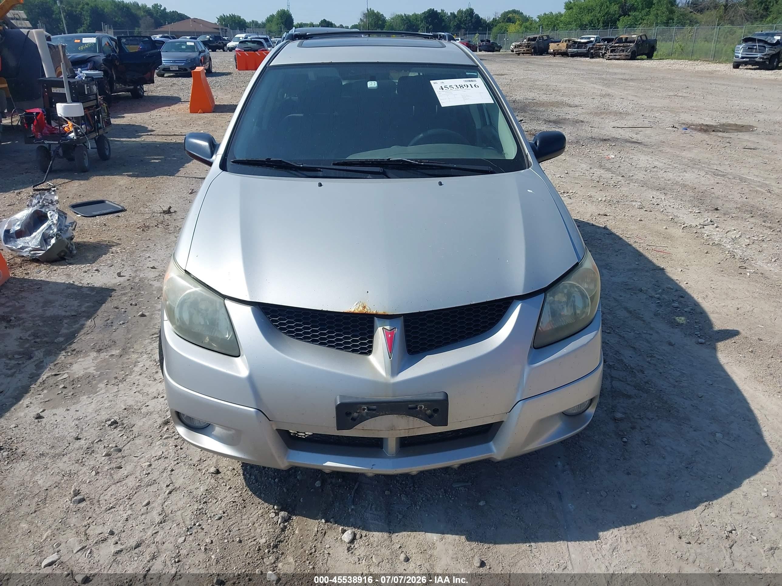 2004 Pontiac Vibe   Silver vin: 5Y2SL628X4Z411199