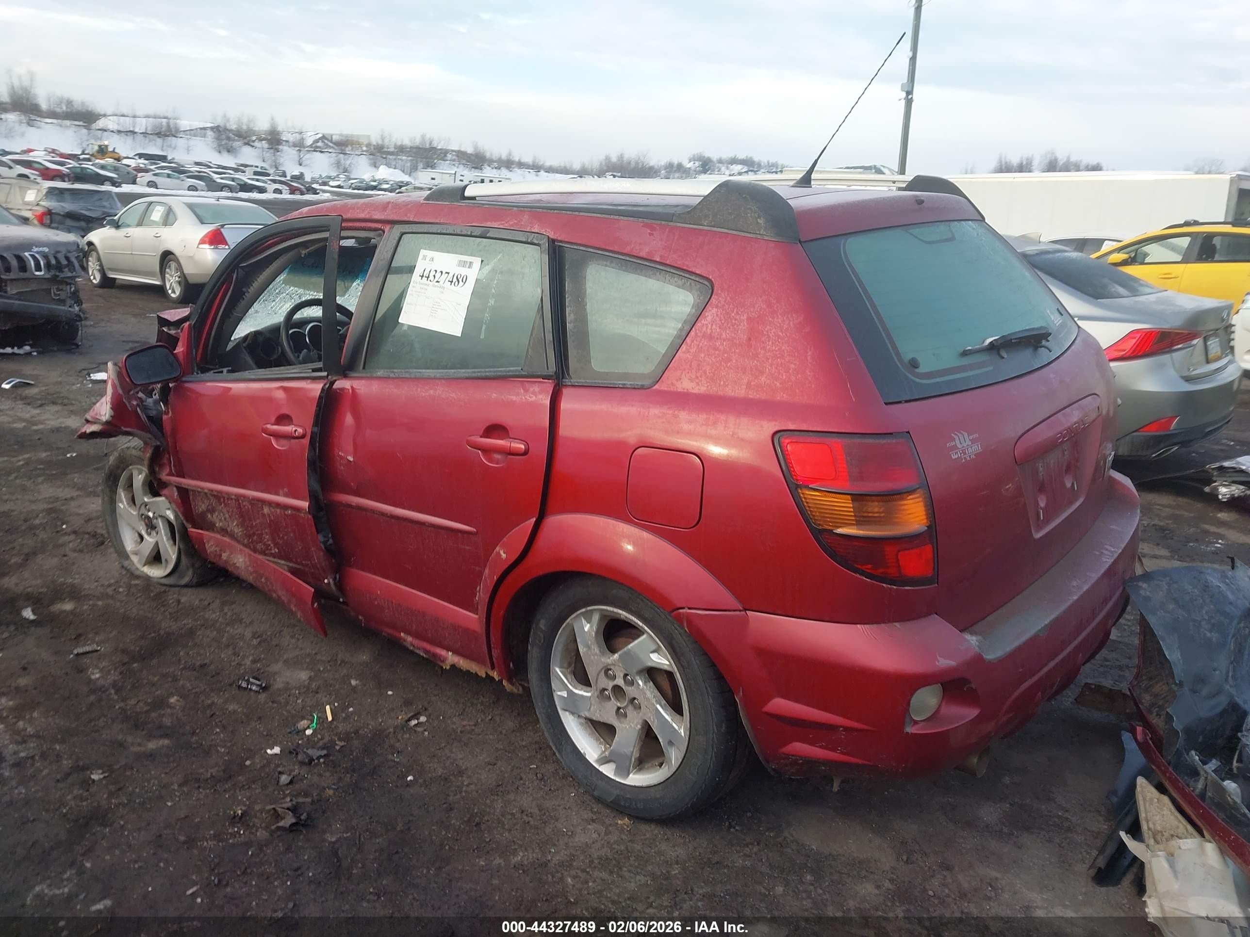 2005 Pontiac Vibe   Red vin: 5Y2SL63805Z414189
