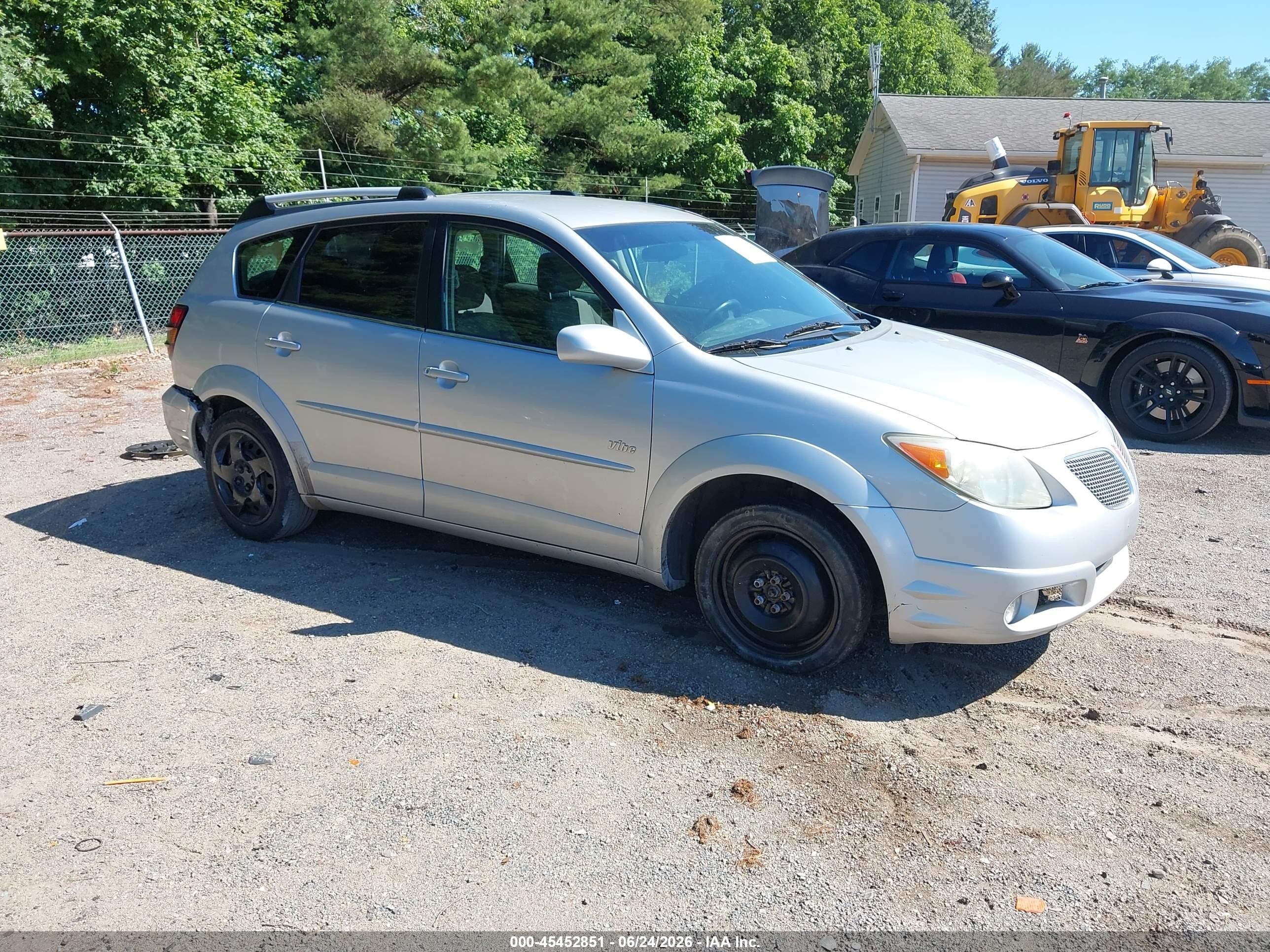 2005 Pontiac Vibe   Серебряный vin: 5Y2SL63805Z427248