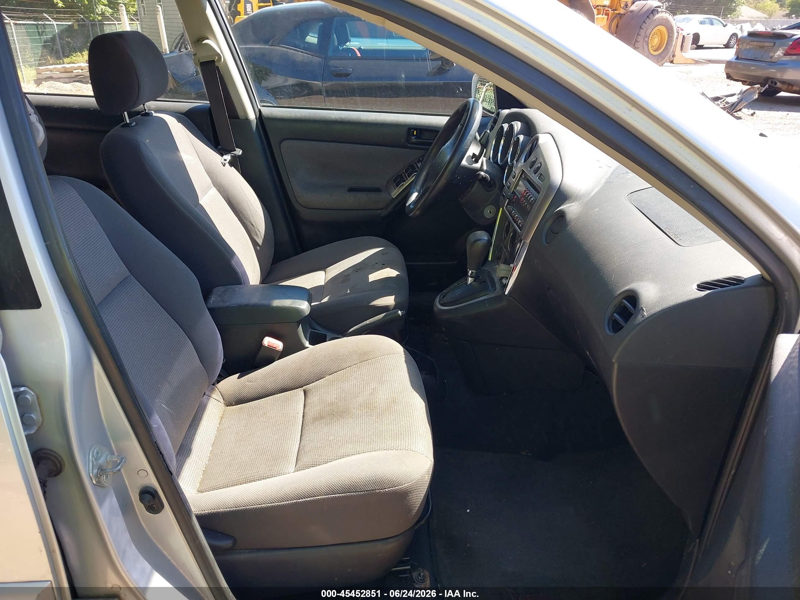 2005 Pontiac Vibe   Silver vin: 5Y2SL63805Z427248