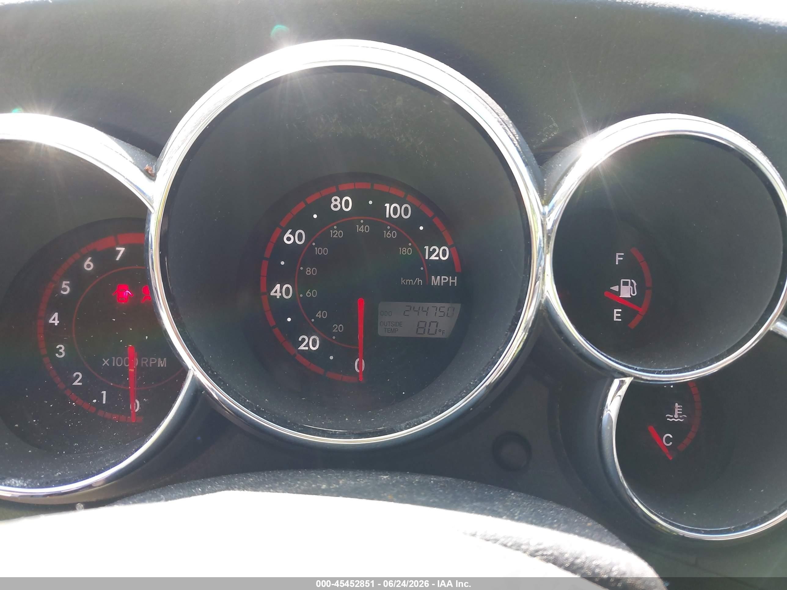 2005 Pontiac Vibe   Silver vin: 5Y2SL63805Z427248