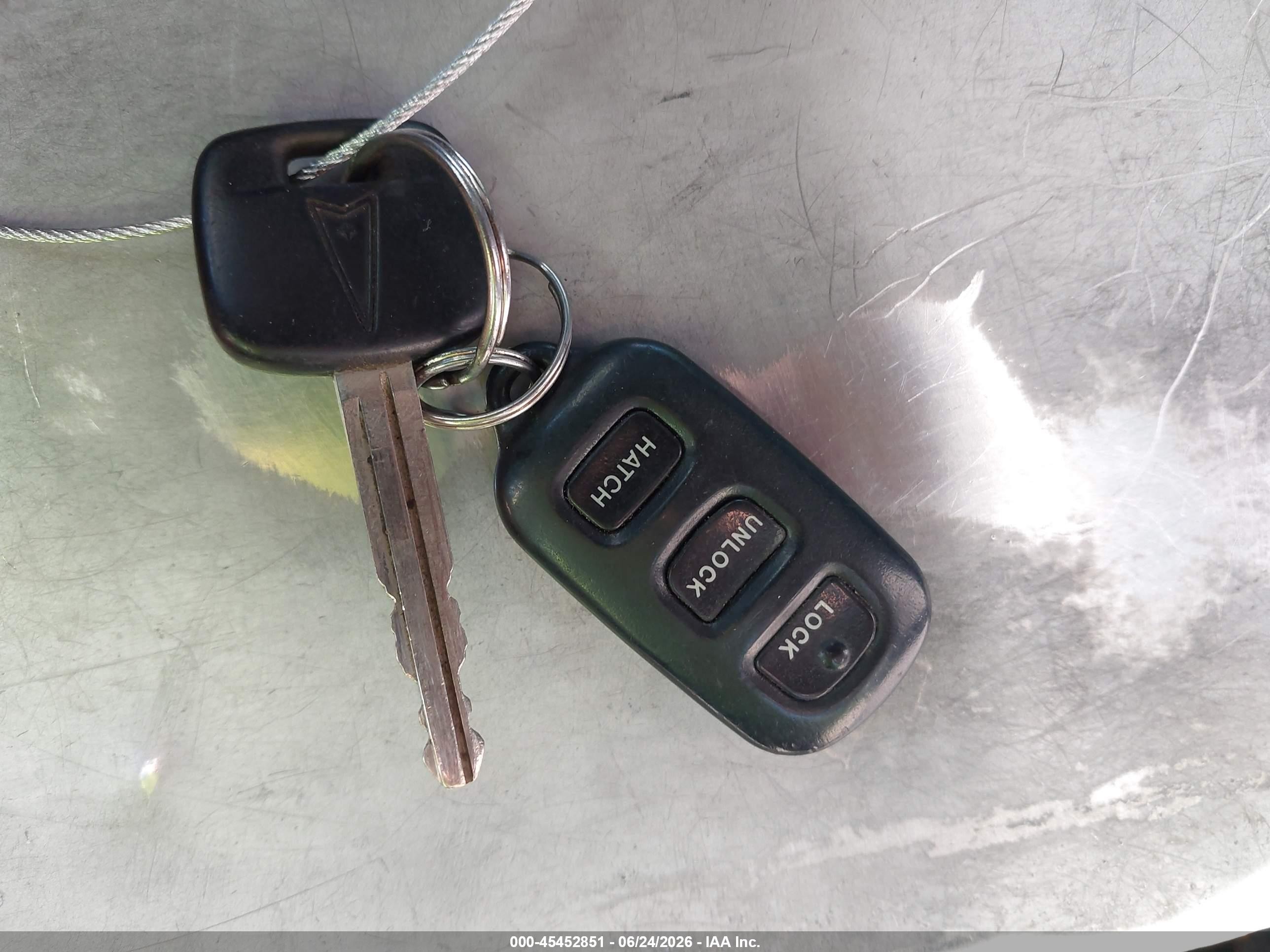 2005 Pontiac Vibe   Silver vin: 5Y2SL63805Z427248