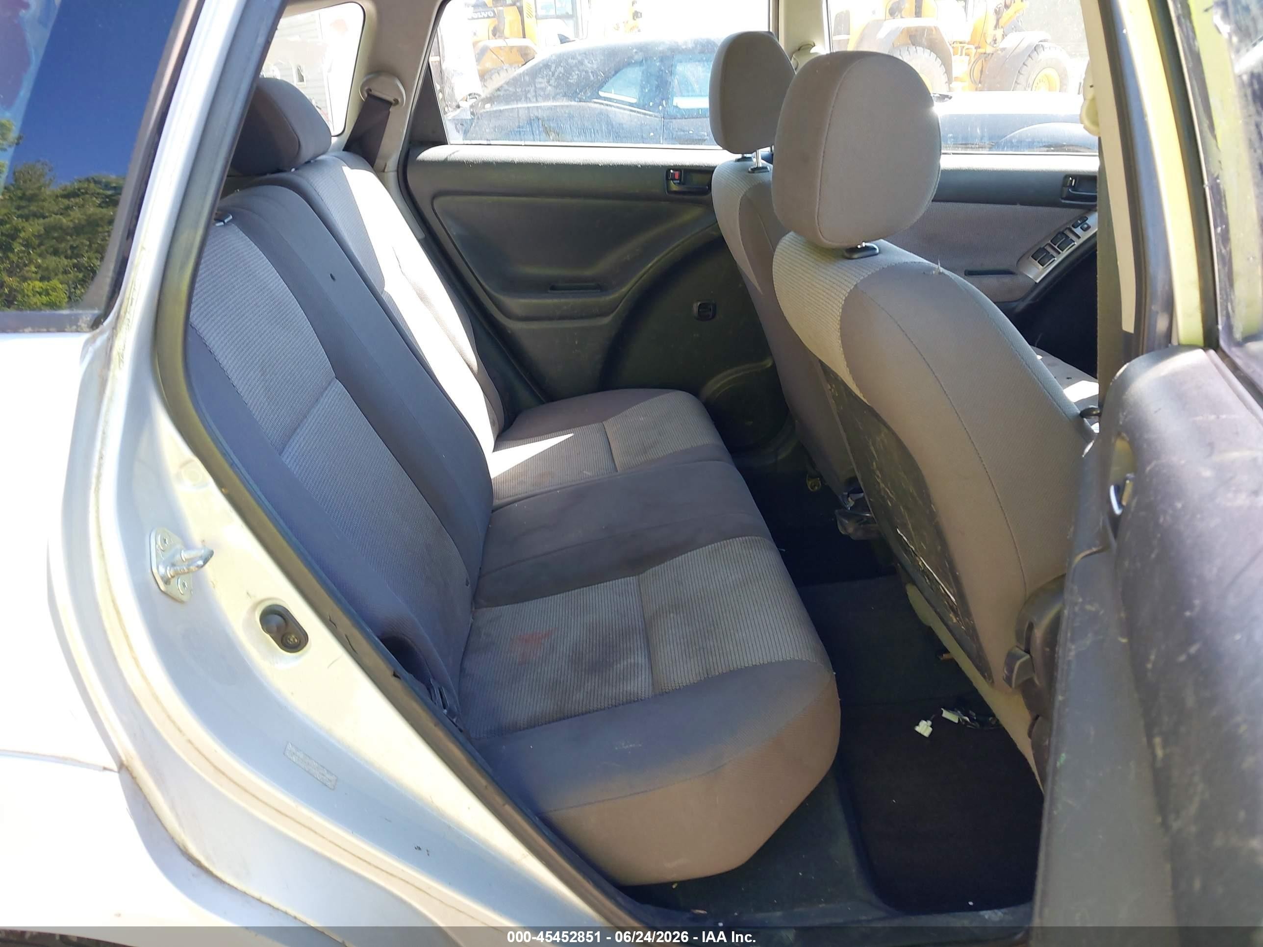 2005 Pontiac Vibe   Silver vin: 5Y2SL63805Z427248