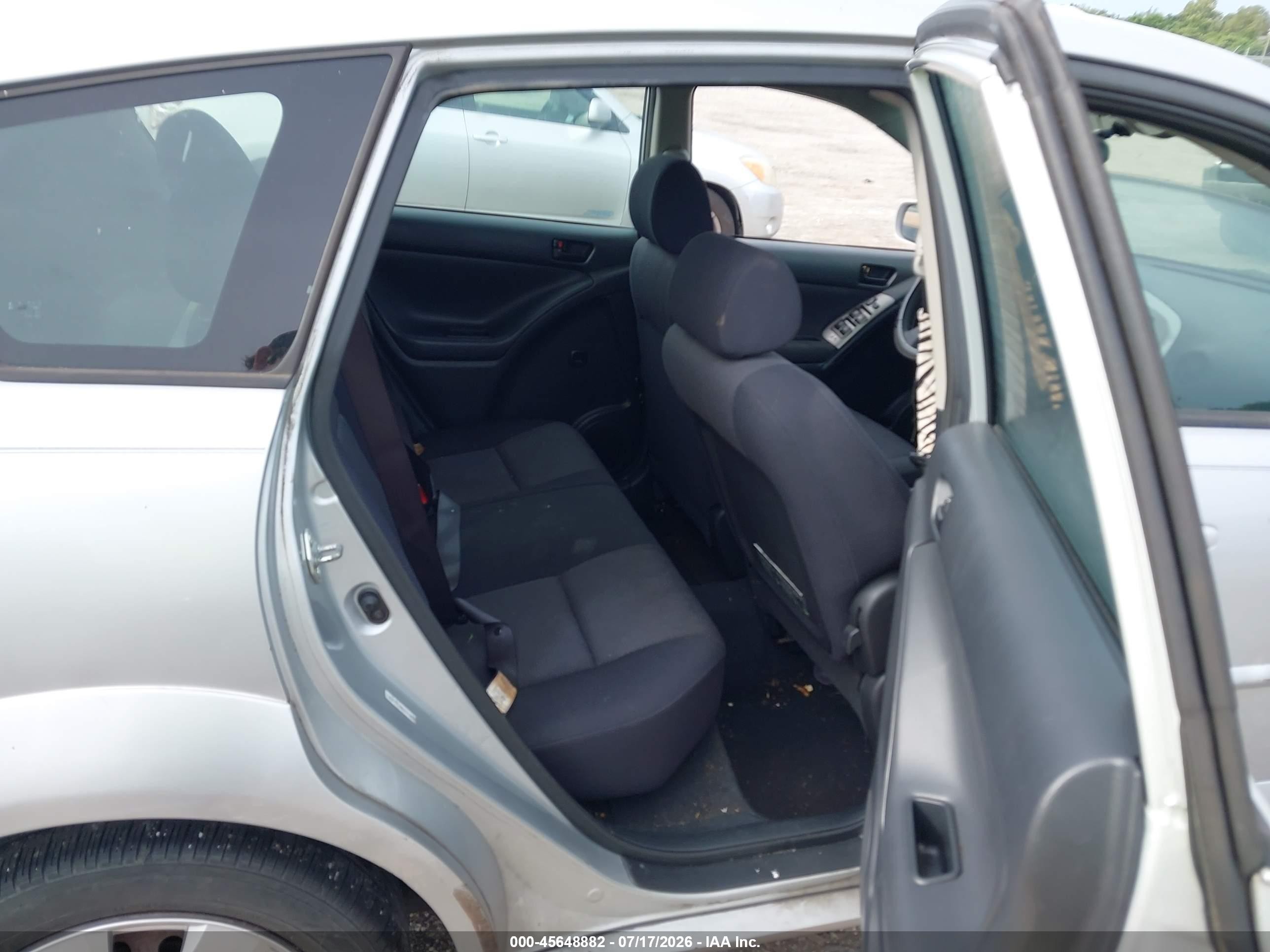 2005 Pontiac Vibe   Silver vin: 5Y2SL63805Z449024