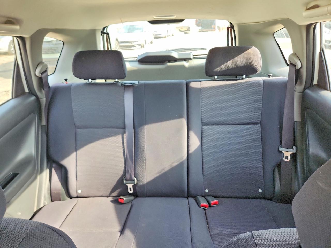 2005 Pontiac Vibe White vin: 5Y2SL63805Z459116