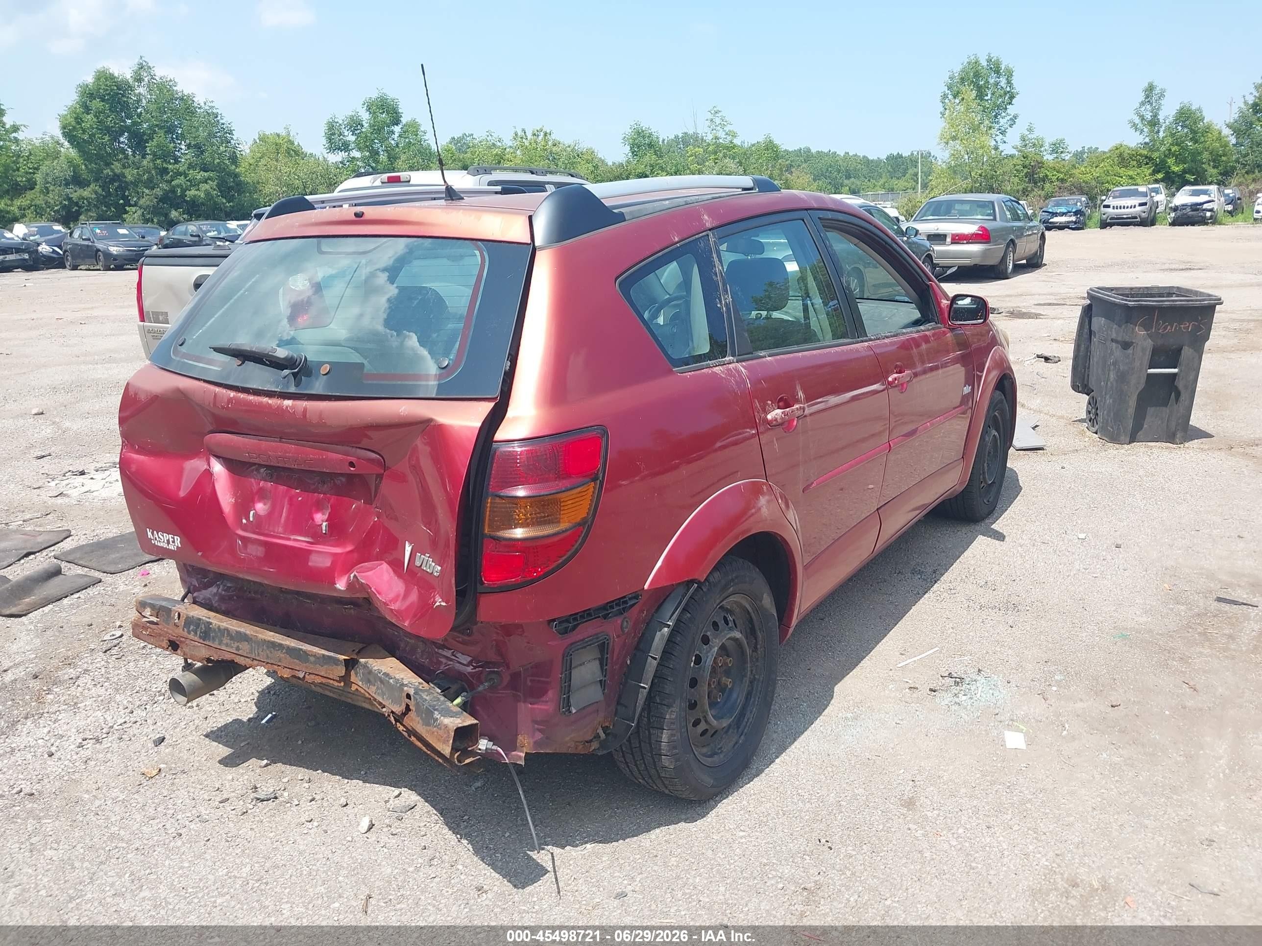 2005 Pontiac Vibe   Red vin: 5Y2SL63815Z404335