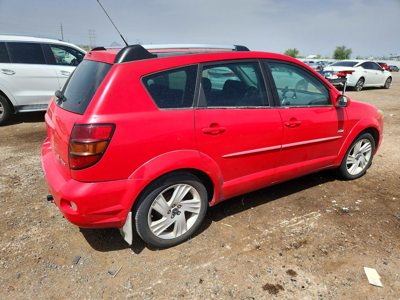 2005 Pontiac Vibe Red vin: 5Y2SL63815Z411074