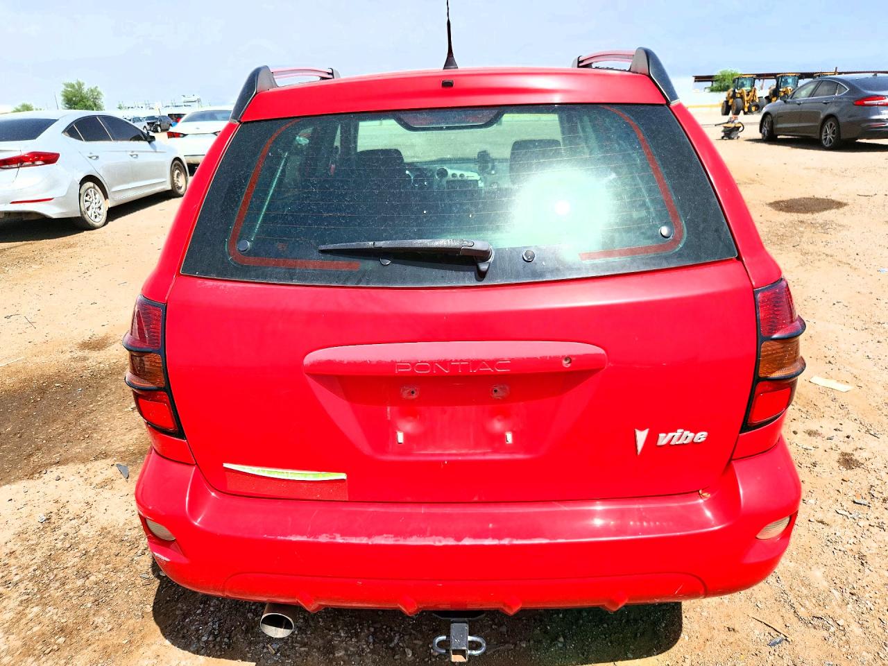 2005 Pontiac Vibe Red vin: 5Y2SL63815Z411074