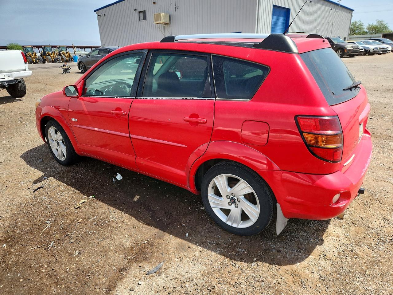 2005 Pontiac Vibe Red vin: 5Y2SL63815Z411074