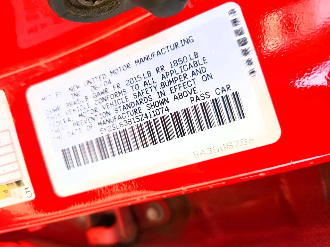 2005 Pontiac Vibe Red vin: 5Y2SL63815Z411074