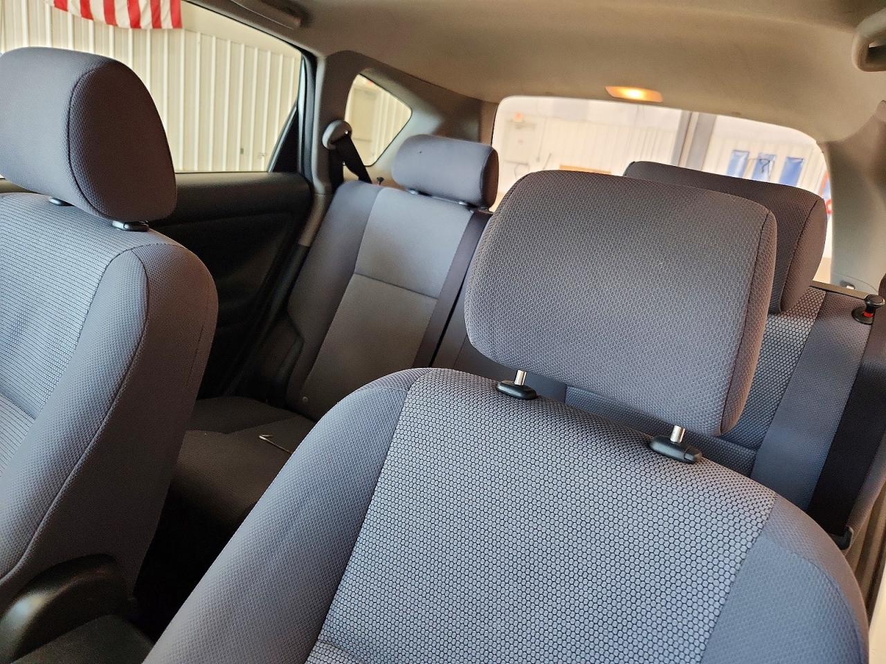 2005 Pontiac Vibe Серый vin: 5Y2SL63815Z441353