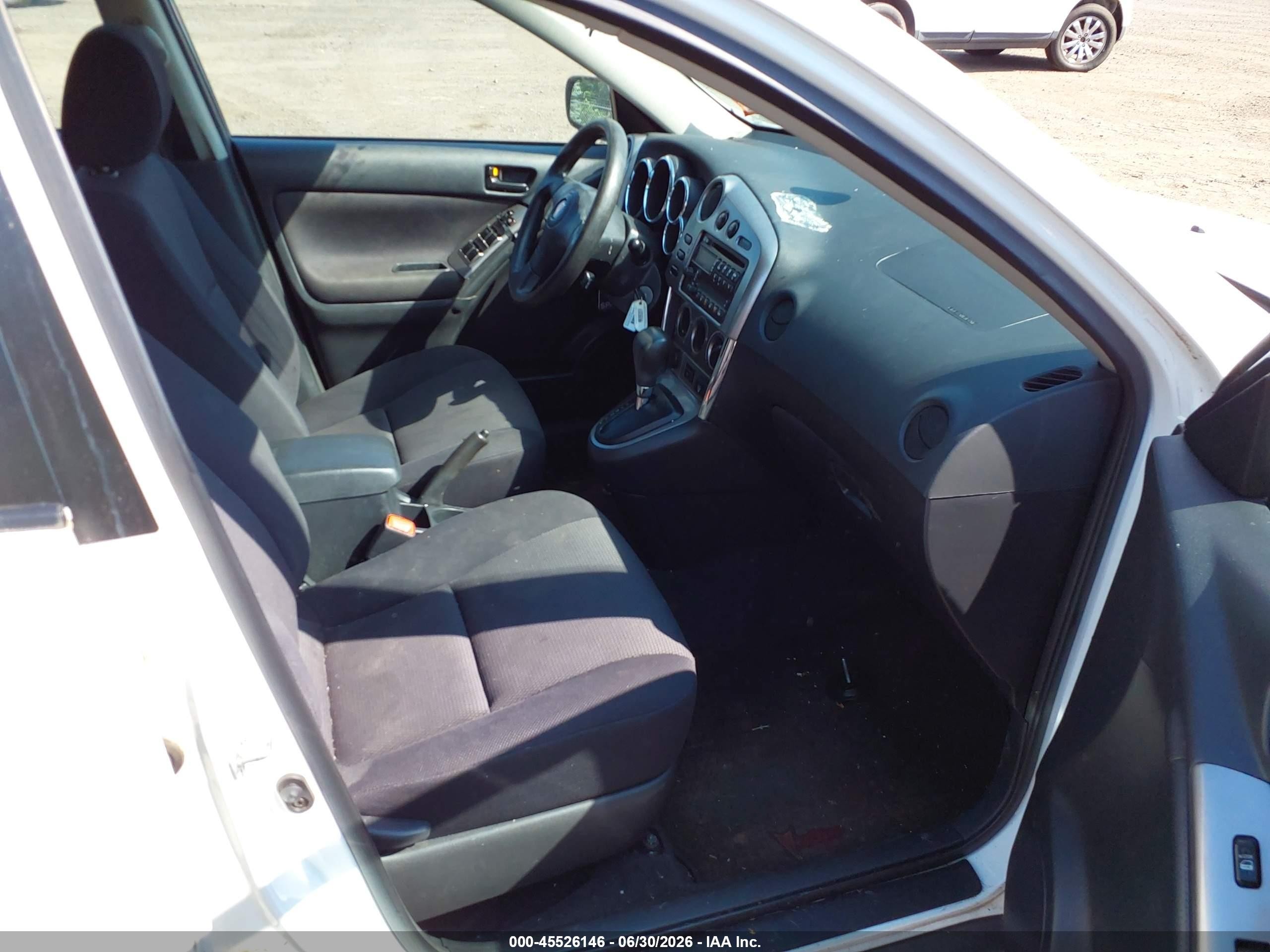 2005 Pontiac Vibe   White vin: 5Y2SL63815Z449713