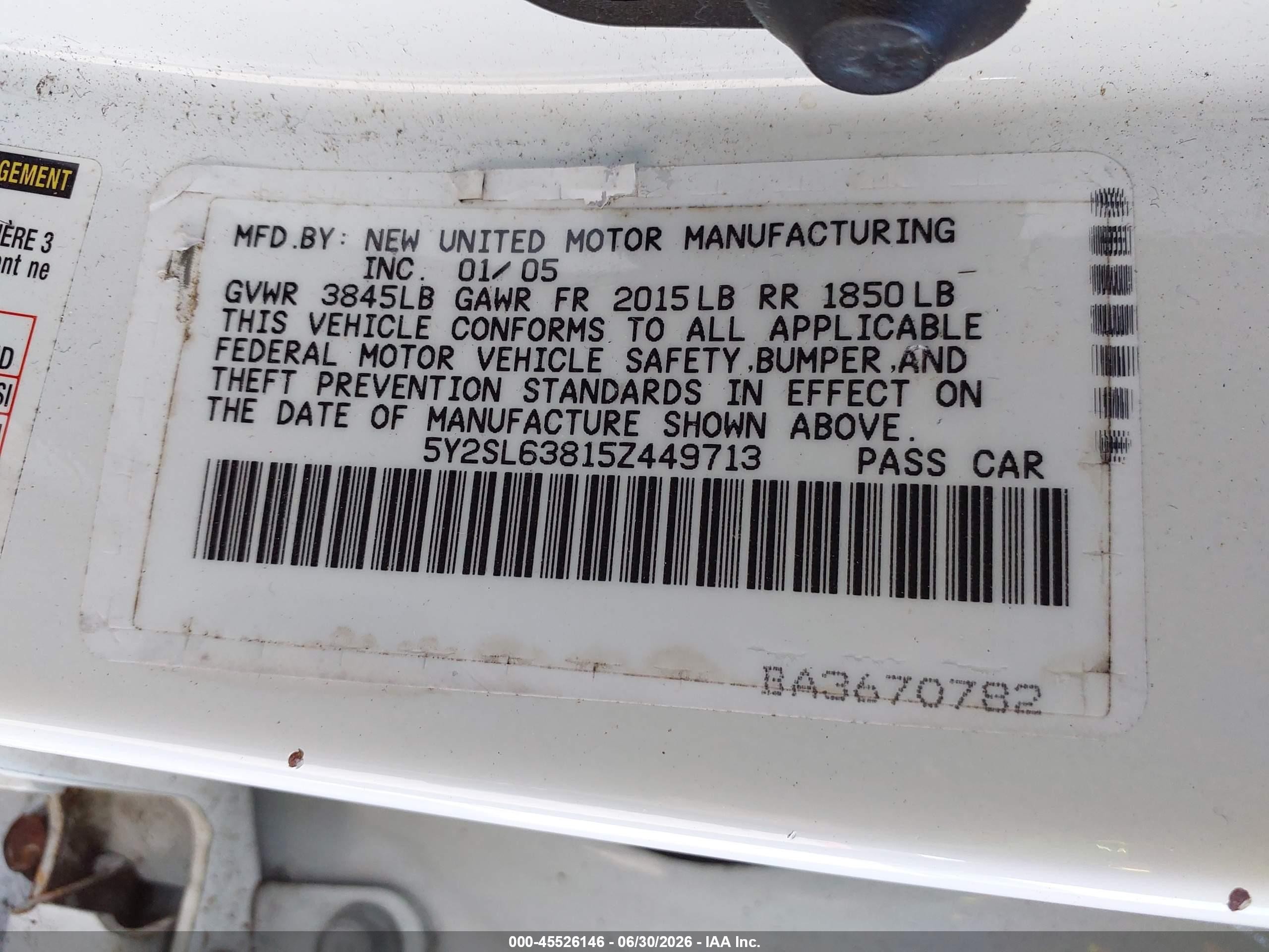 2005 Pontiac Vibe   White vin: 5Y2SL63815Z449713