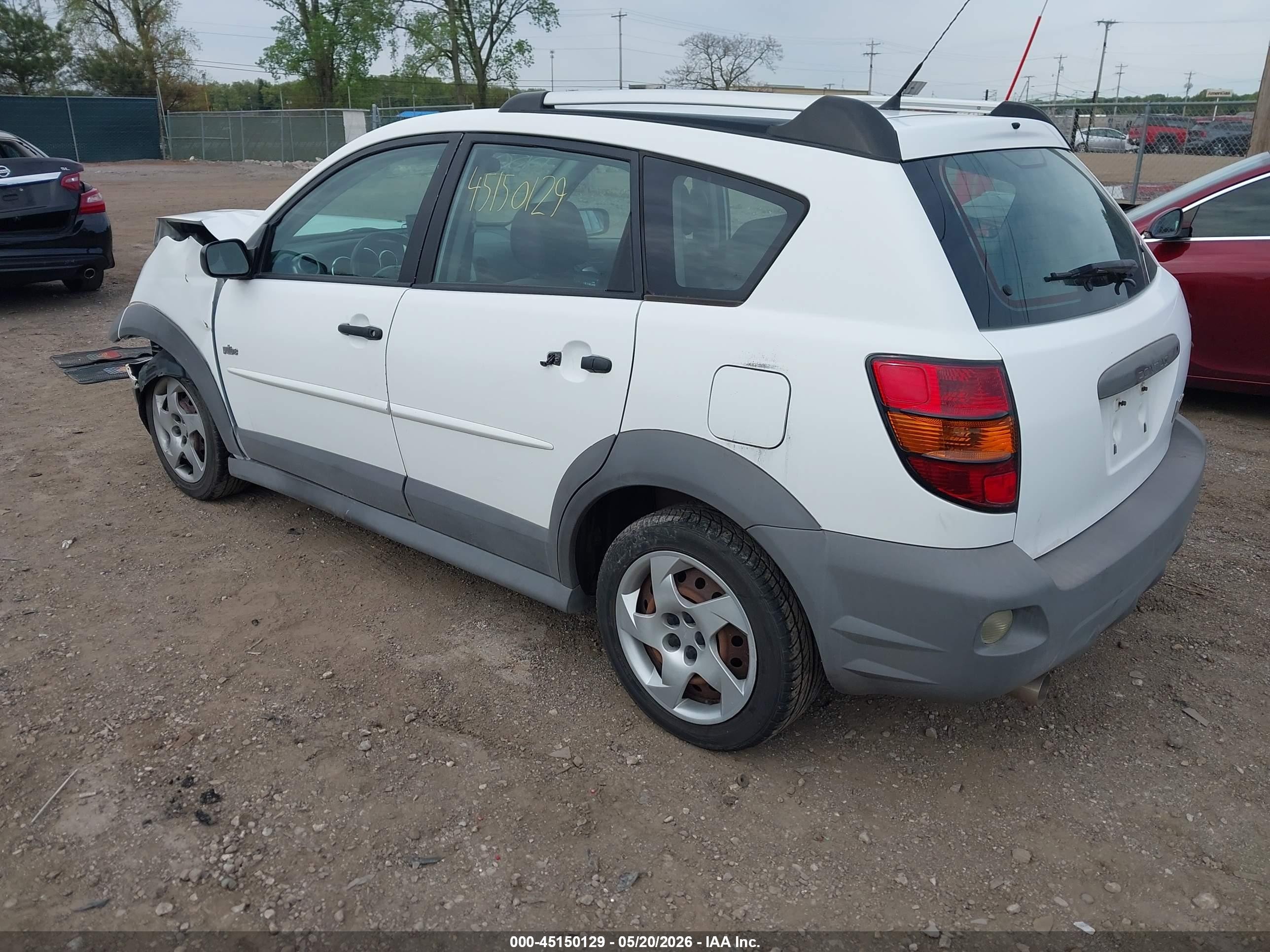 2005 Pontiac Vibe   White vin: 5Y2SL63815Z454717