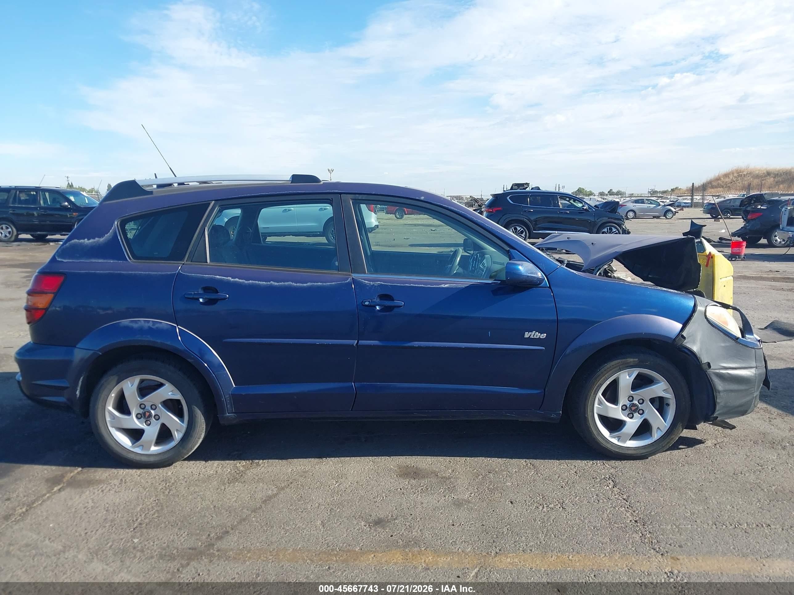 2005 Pontiac Vibe   Dark Blue vin: 5Y2SL63825Z412539