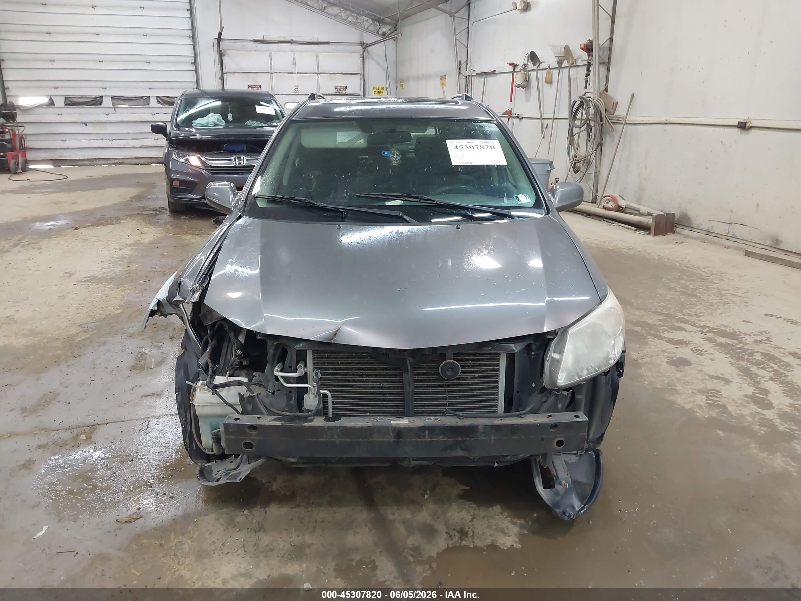 2005 Pontiac Vibe   Серый vin: 5Y2SL63825Z446027