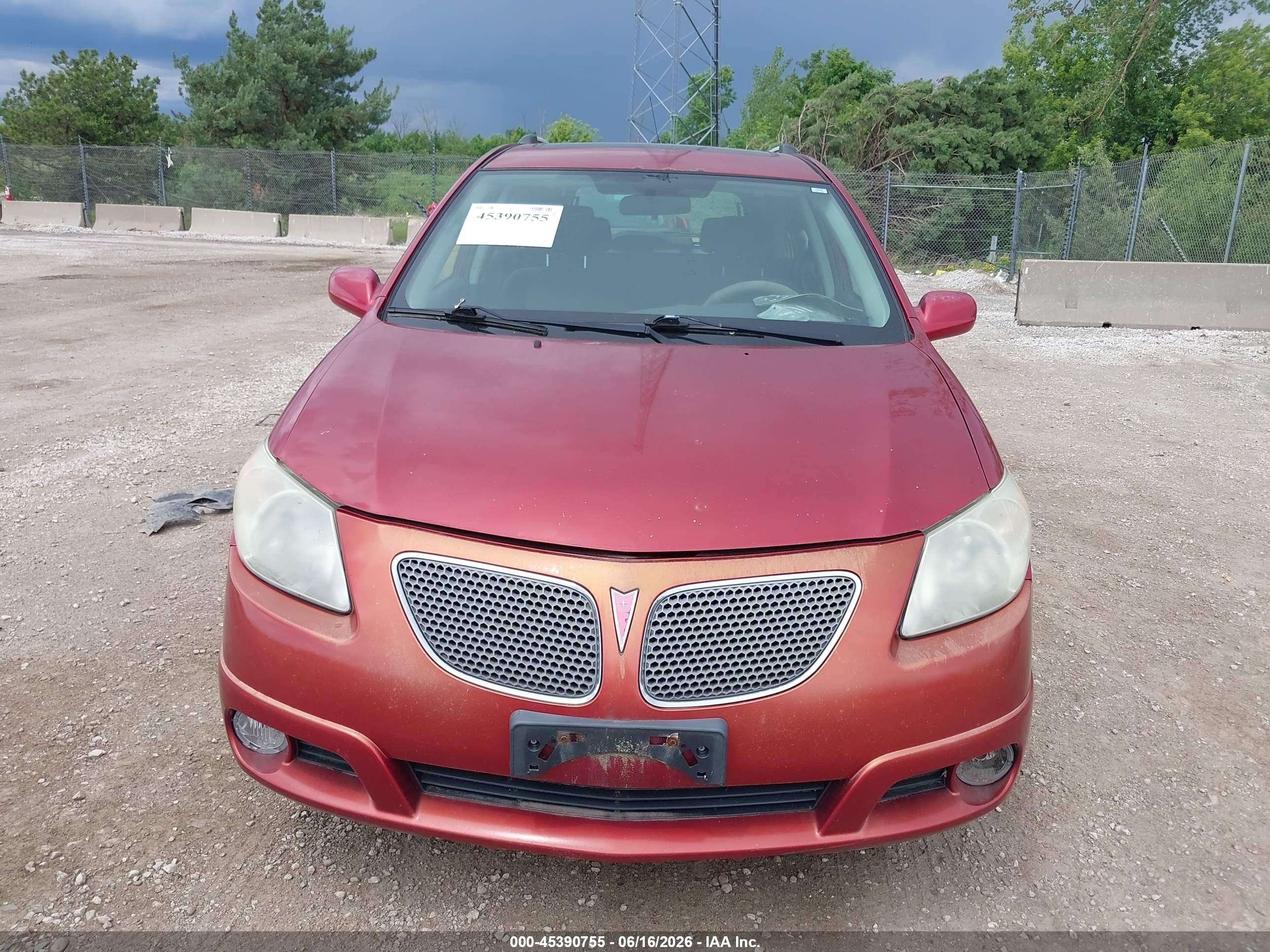2005 Pontiac Vibe   Red vin: 5Y2SL63825Z473065