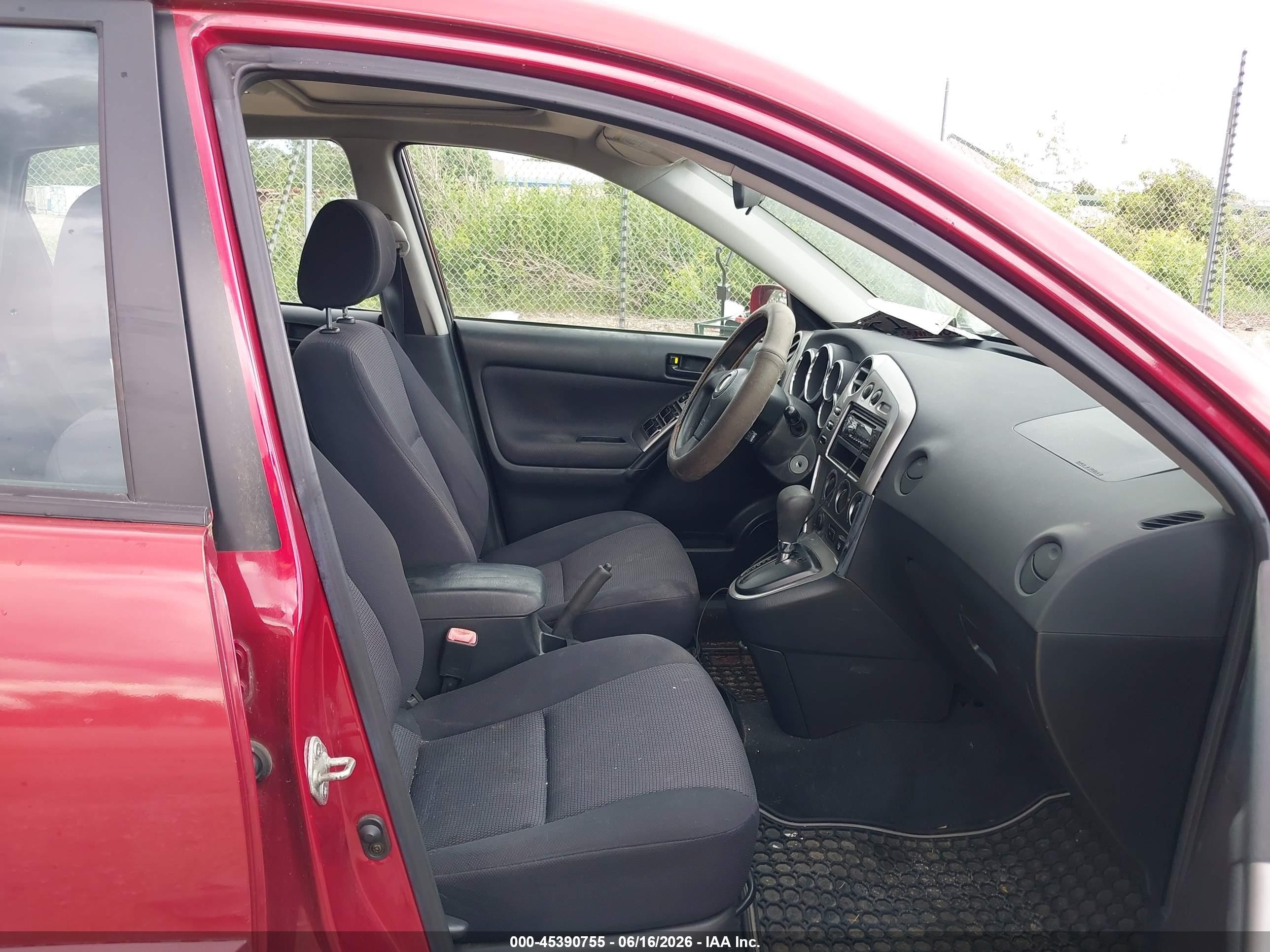 2005 Pontiac Vibe   Red vin: 5Y2SL63825Z473065