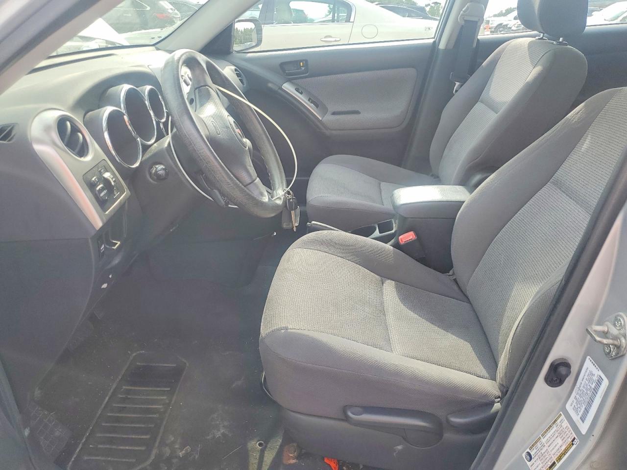 2005 Pontiac Vibe Silver vin: 5Y2SL63835Z458008
