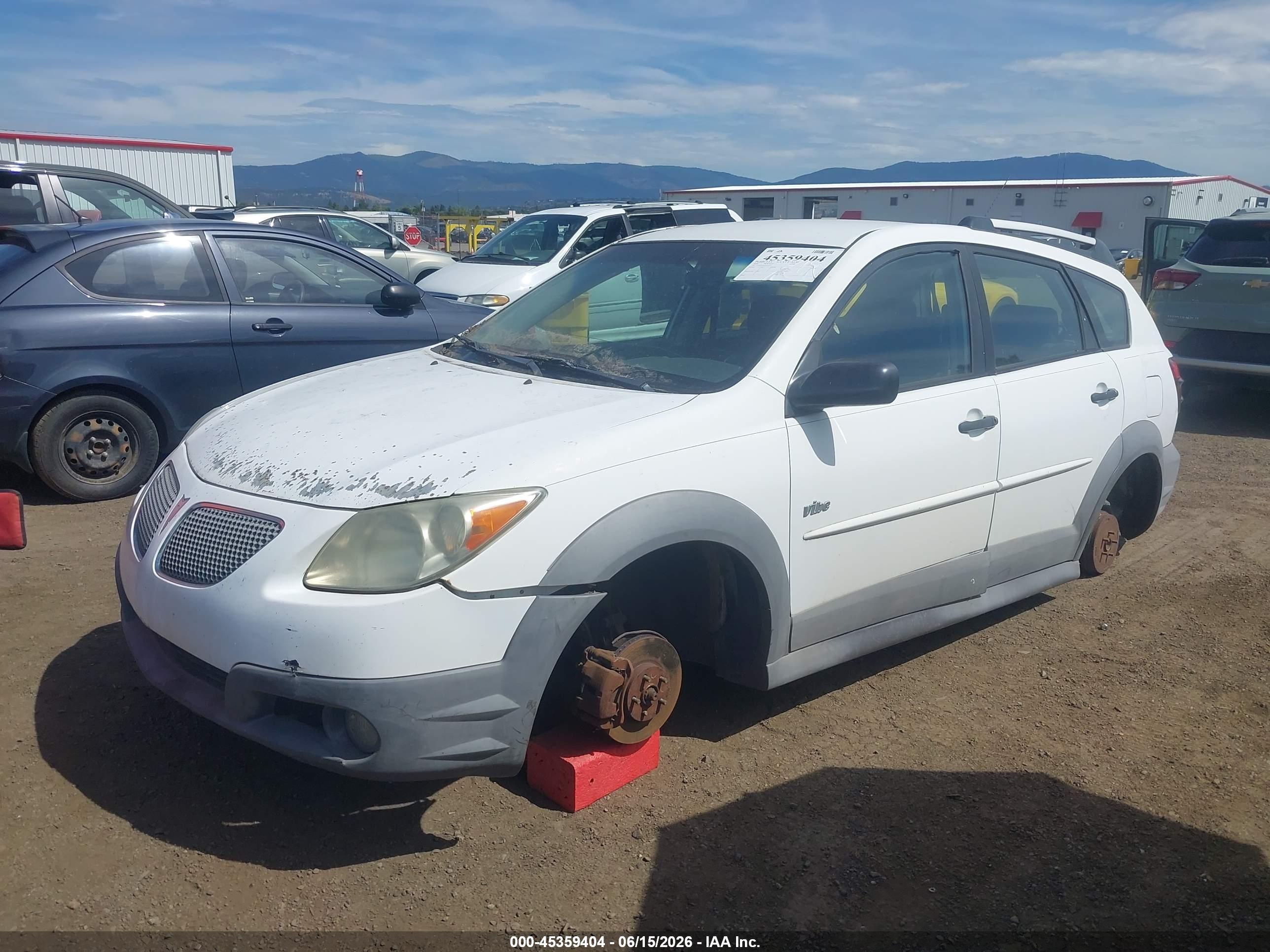 2005 Pontiac Vibe   White vin: 5Y2SL63835Z464312