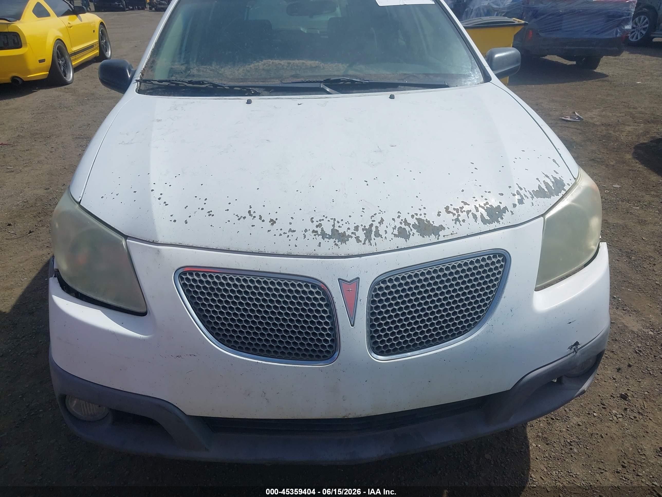 2005 Pontiac Vibe   White vin: 5Y2SL63835Z464312