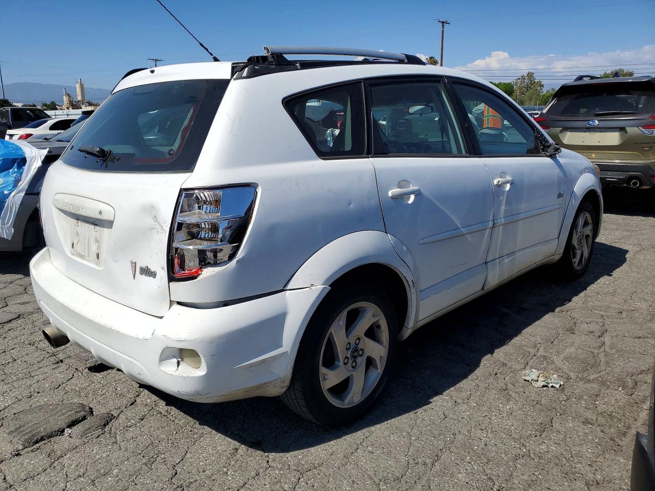 2005 Pontiac Vibe White vin: 5Y2SL63835Z468196