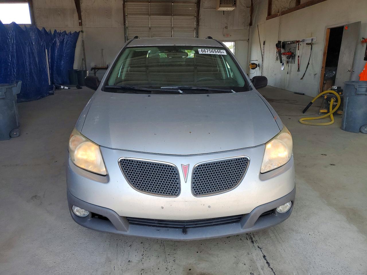 2005 Pontiac Vibe Silver vin: 5Y2SL63835Z483023
