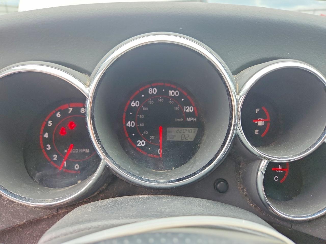 2005 Pontiac Vibe Silver vin: 5Y2SL63845Z423350